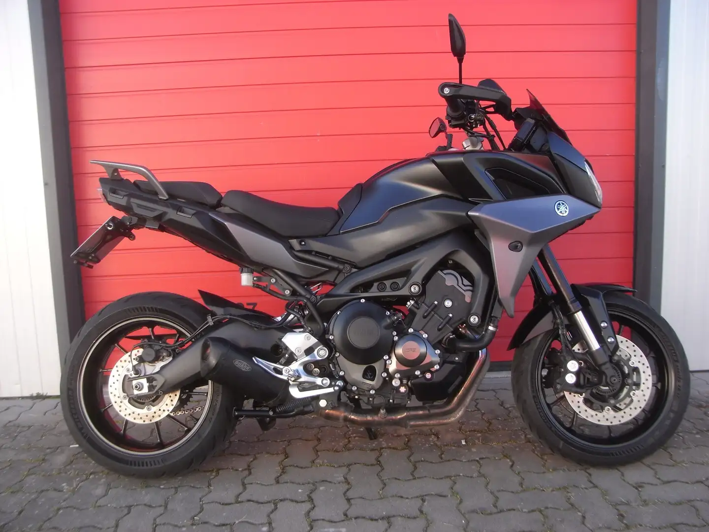 Yamaha MT-09 Tracer -- 1 Hand -- Sportauspuff !!! Negro - 1