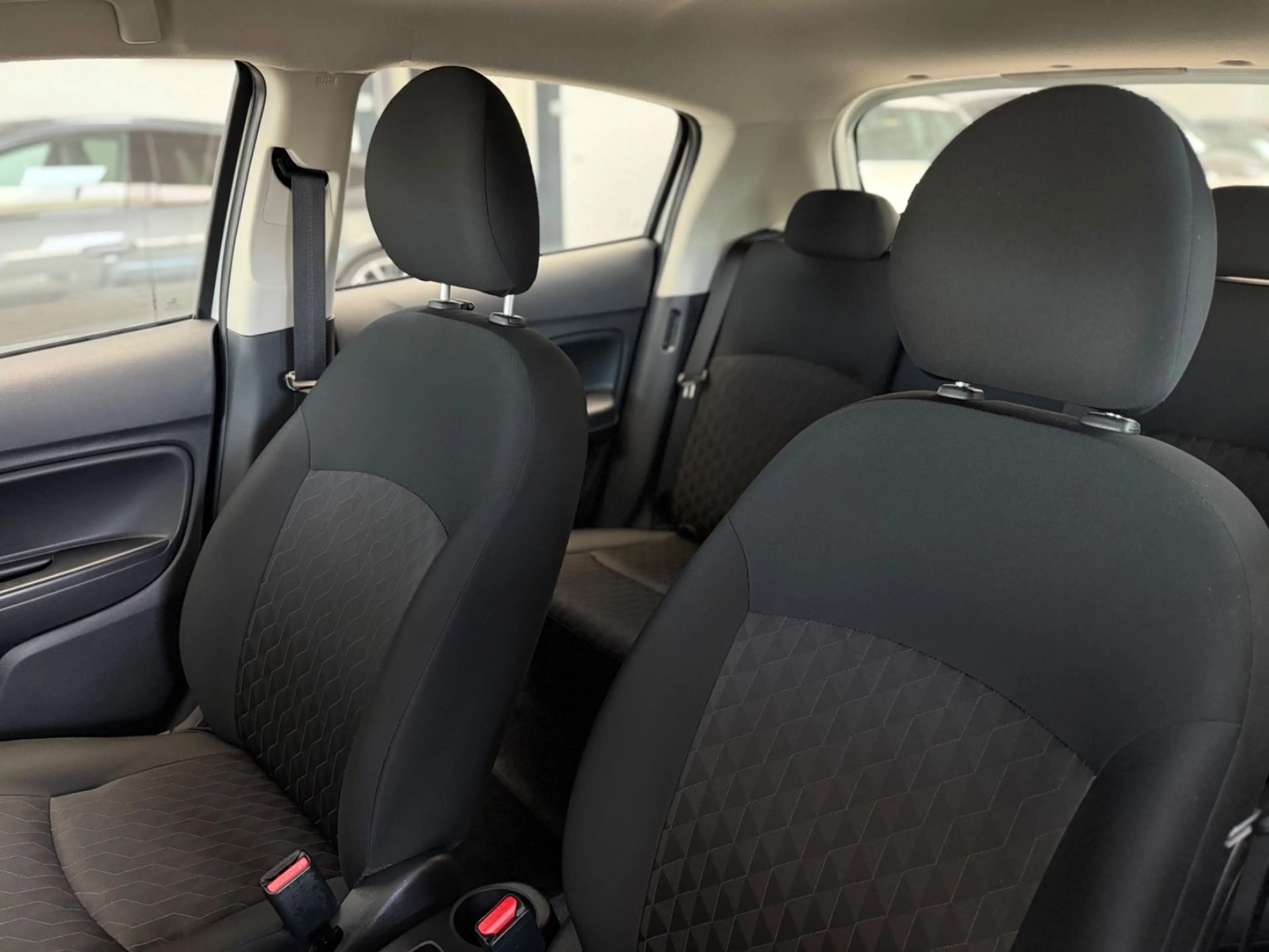 Mitsubishi Space Star Plus — photo 10