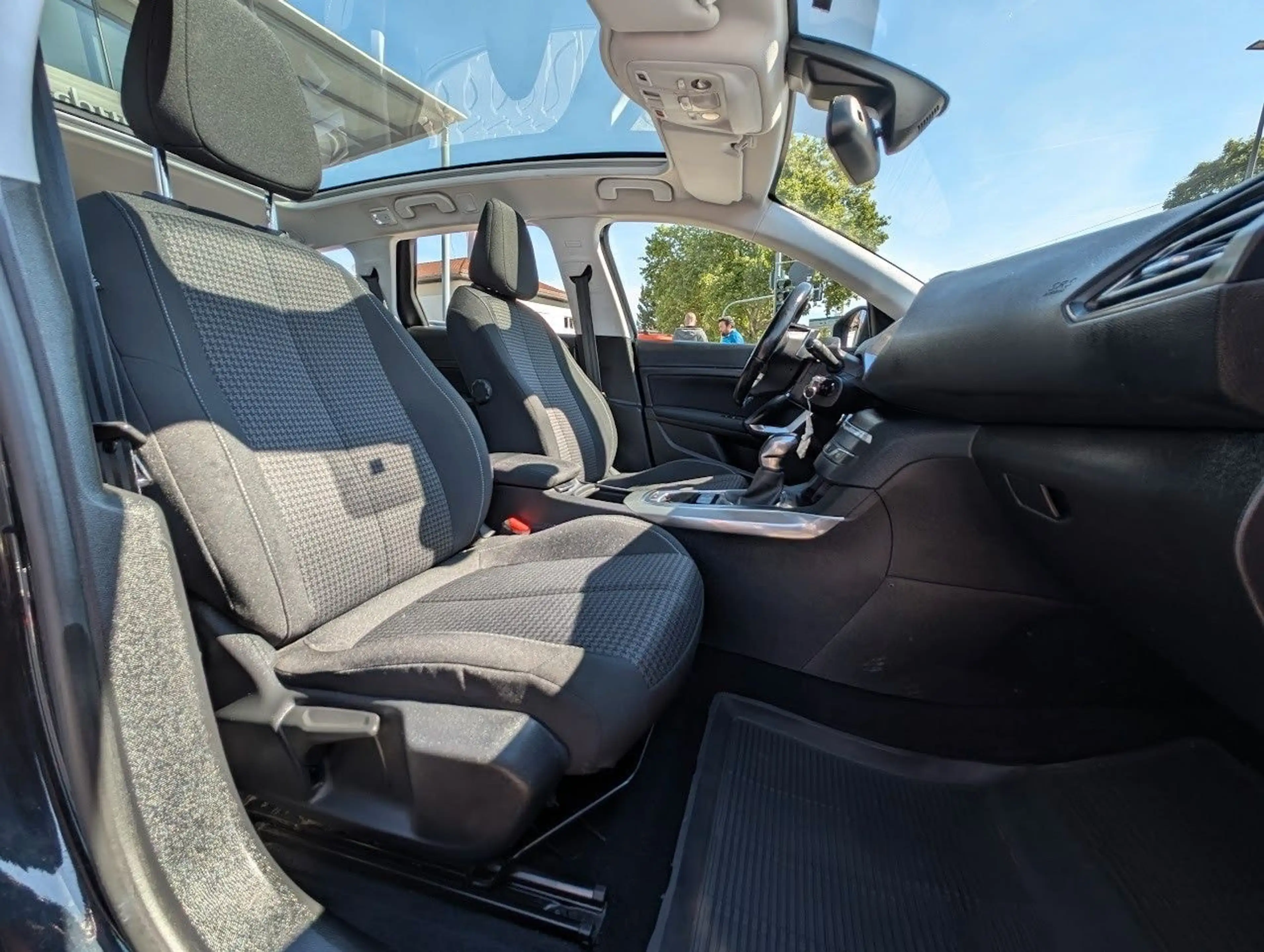 Peugeot 308 308 SW 1.5 Blue-HDi Active Business Automatik — photo 9