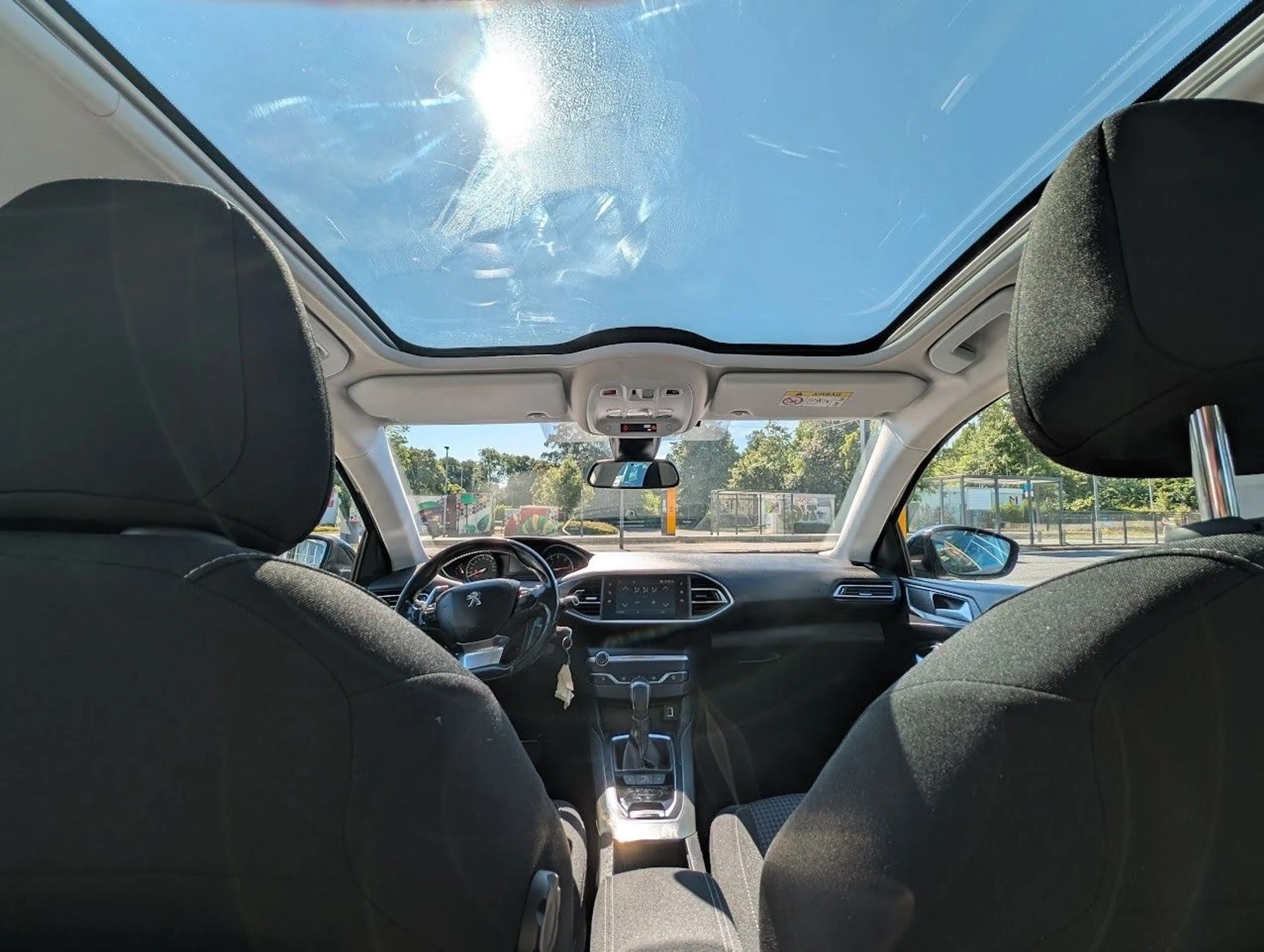 Peugeot 308 308 SW 1.5 Blue-HDi Active Business Automatik — photo 12
