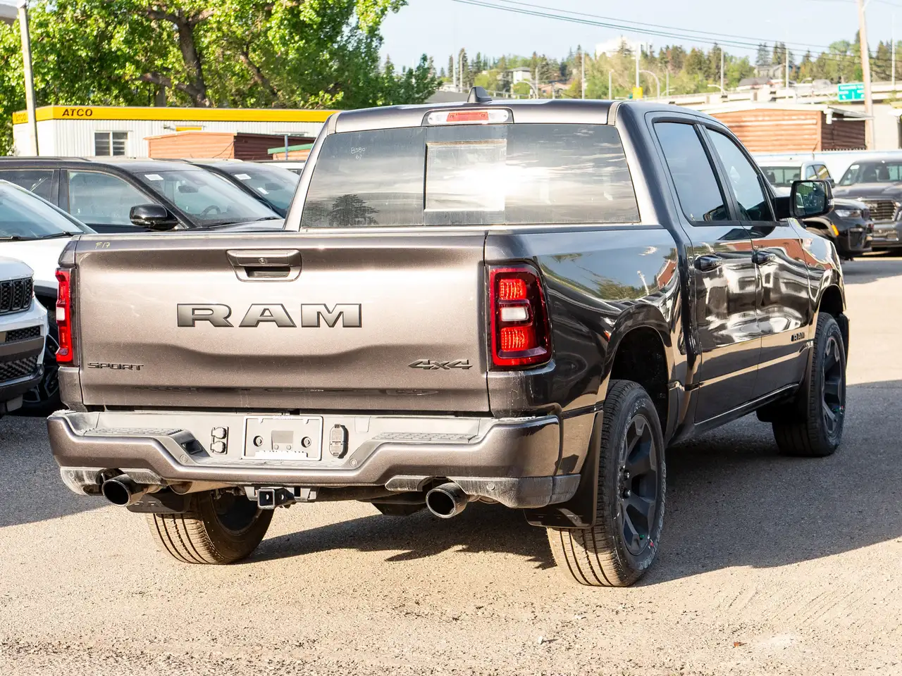 RAM 1500 снимка RAM 1500