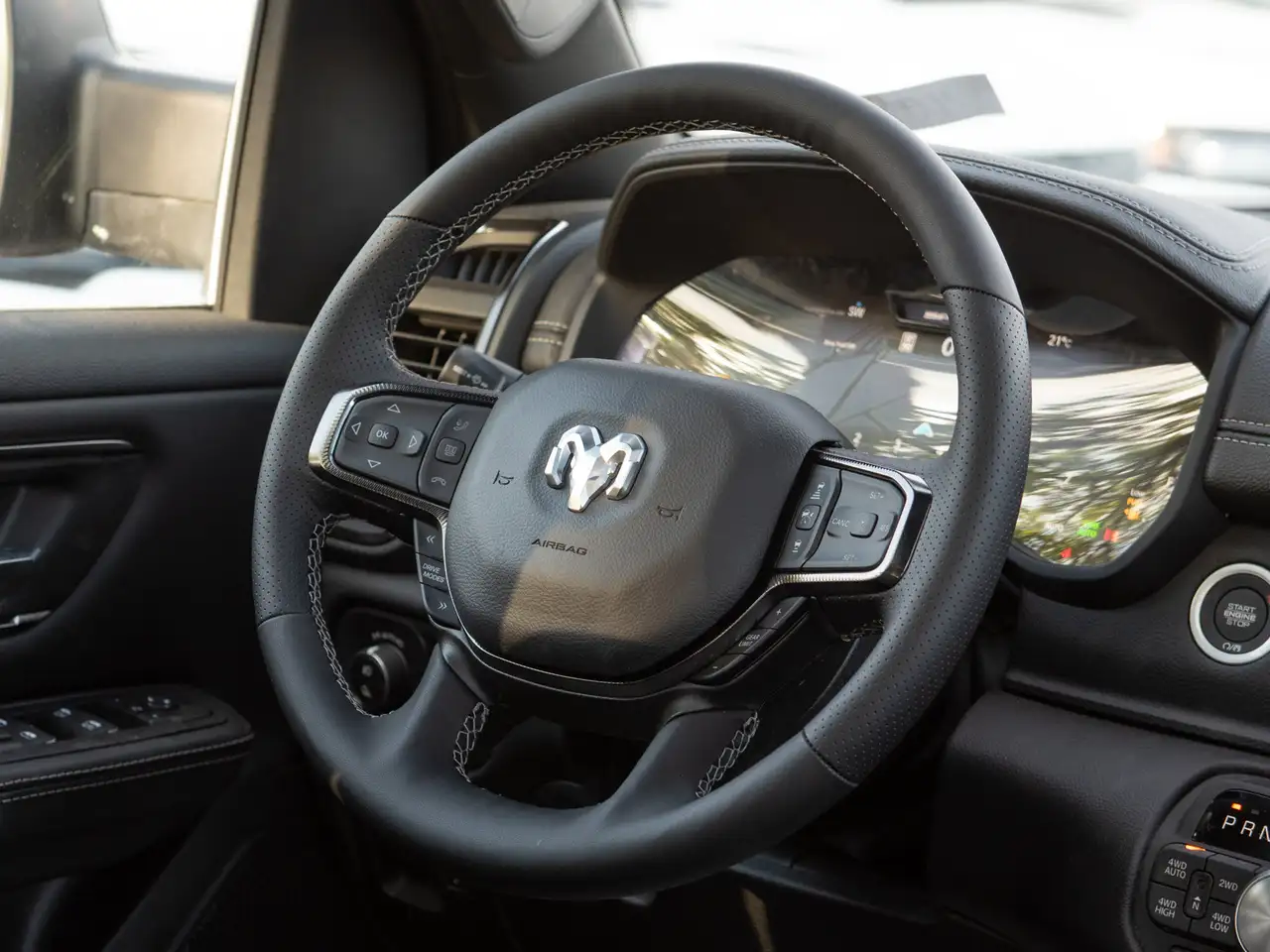 RAM 1500 снимка RAM 1500