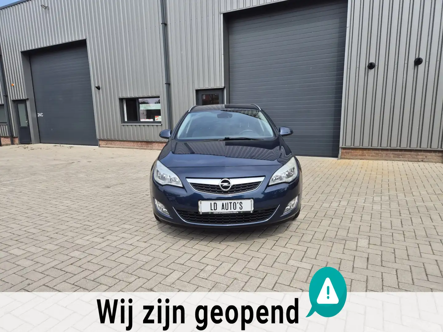 Opel Astra Sports Tourer 1.4 Turbo Cosmo TOP OCCASION Blau - 2