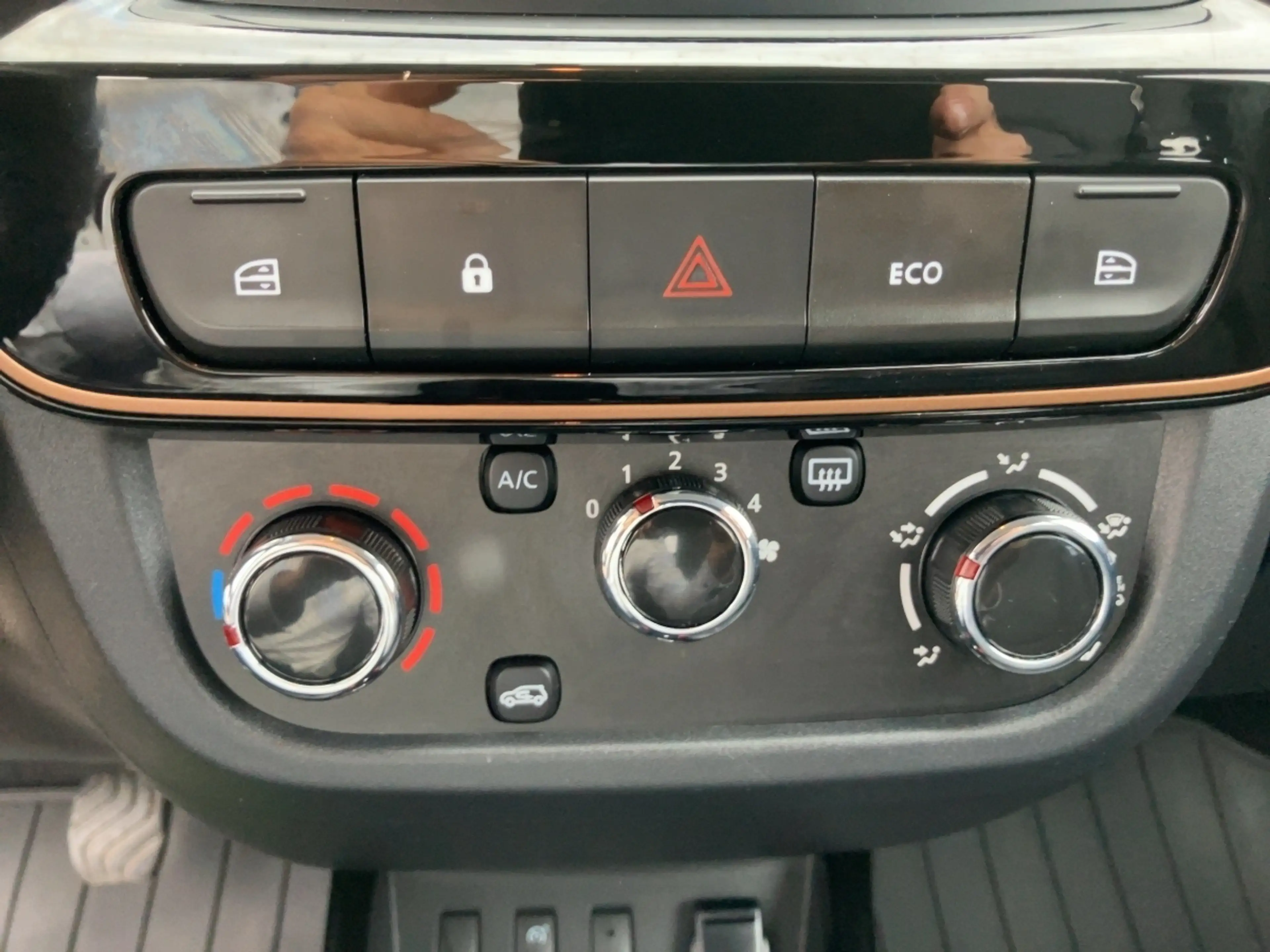 Dacia Spring Electric 65 Extreme Rückfahrkamera — photo 15