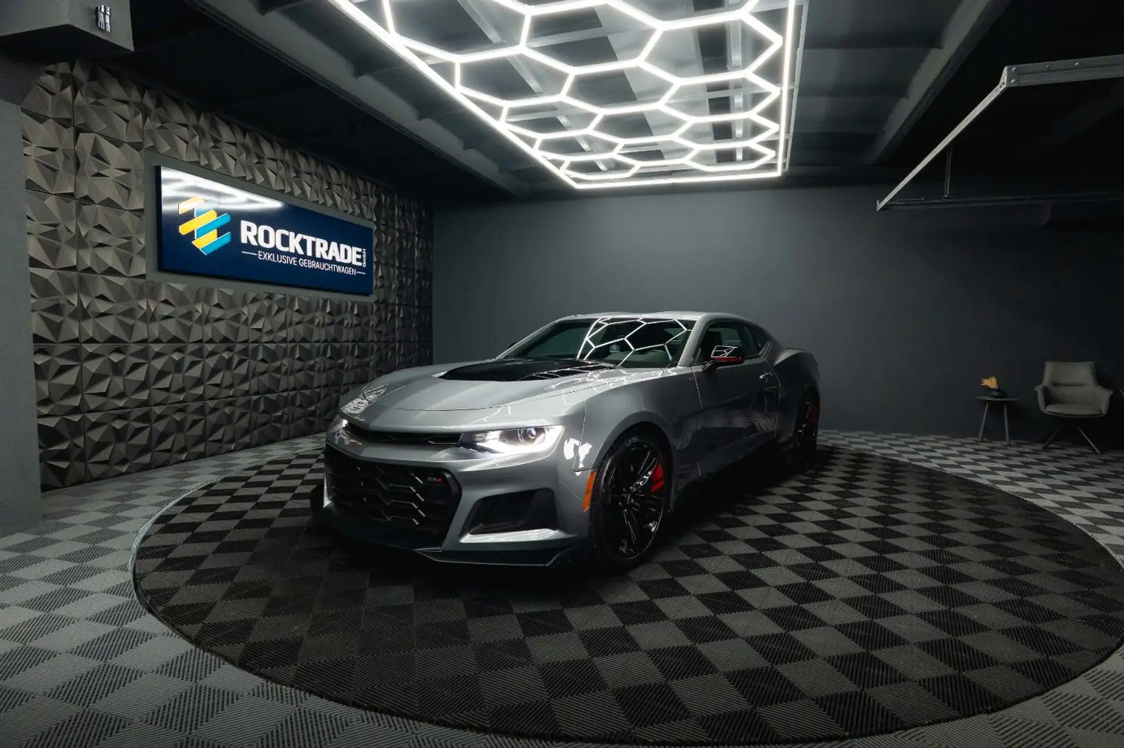 Chevrolet Camaro 6.2 SS Coupe ZL1 Performance *CarPlay* Grau - 2