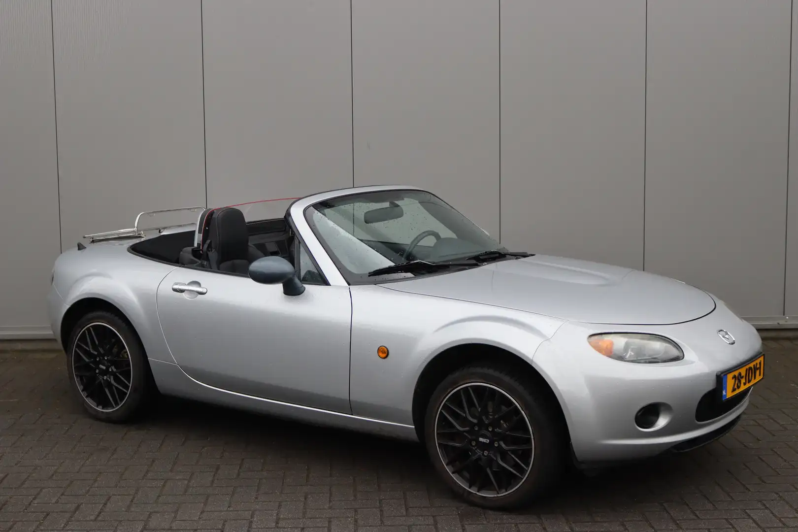 Mazda MX-5 1.8 Touring Cabriolet Zeer nette auto! Gris - 2