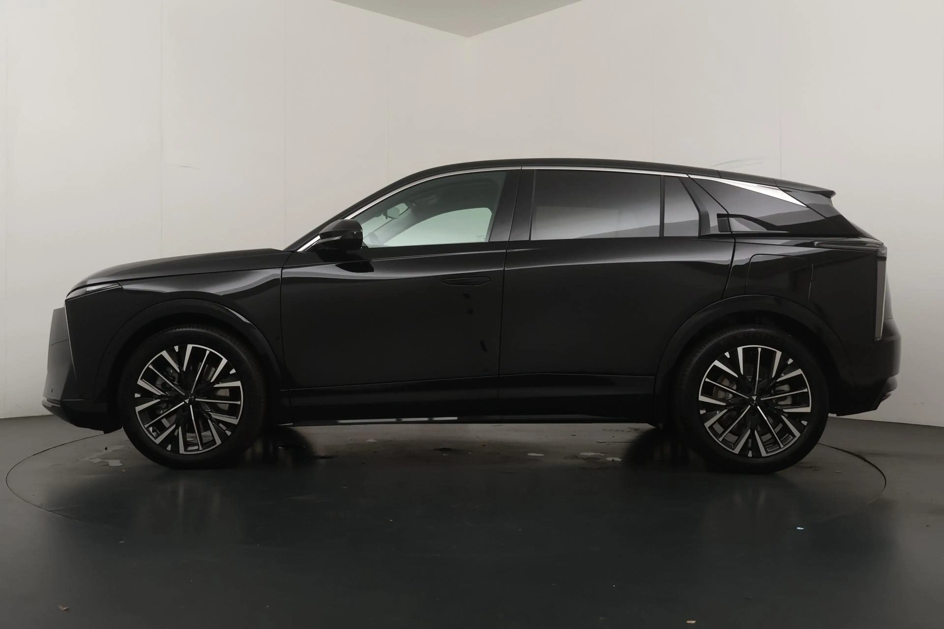 DS Automobiles DS 7 No E-Tense Etoile 74 kWh | Nu bij ons in de Showro — photo 3