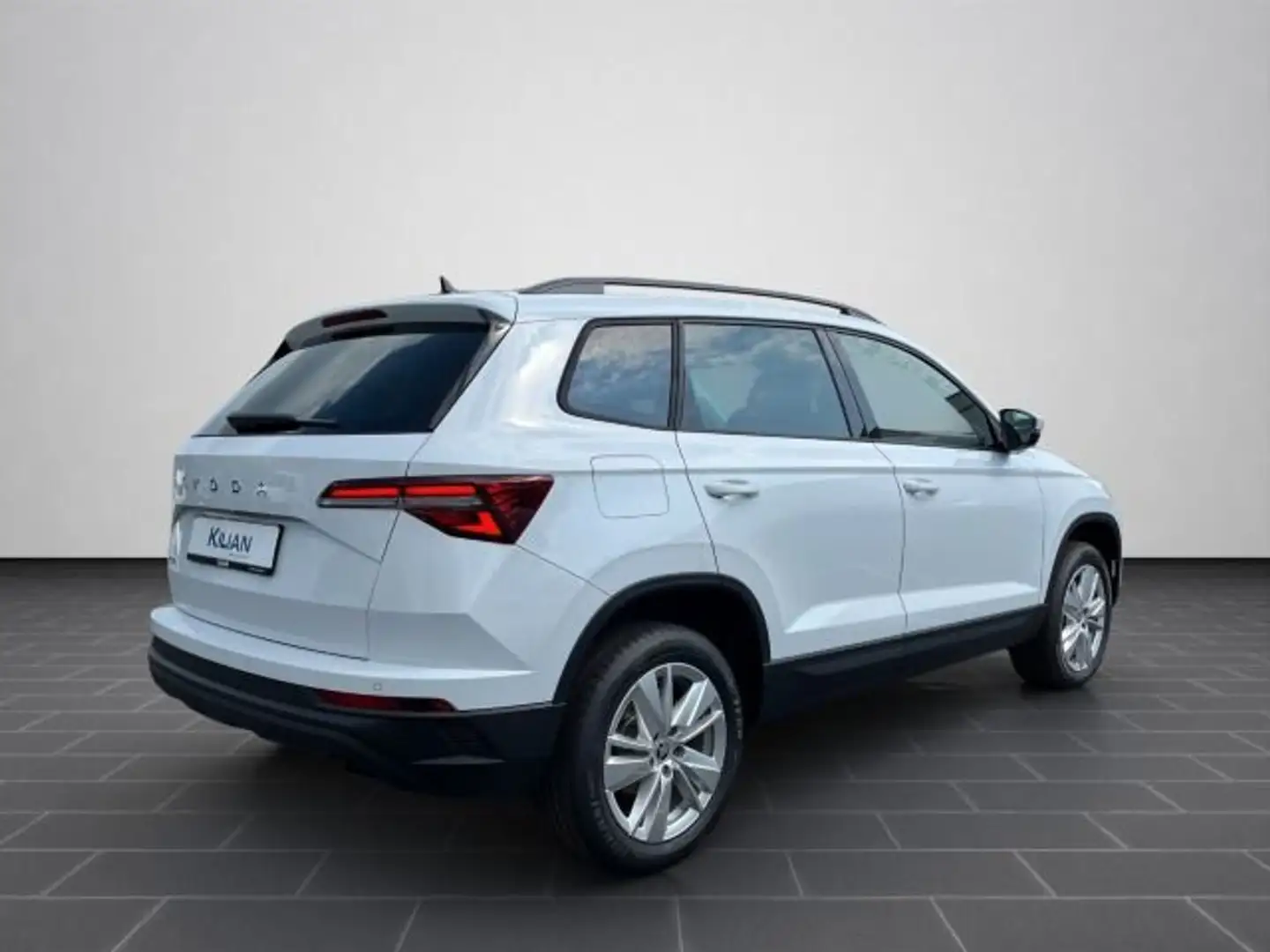Skoda Karoq Selection 1,5 TSI LED KEYLESS VirtualCockp Blanc - 2