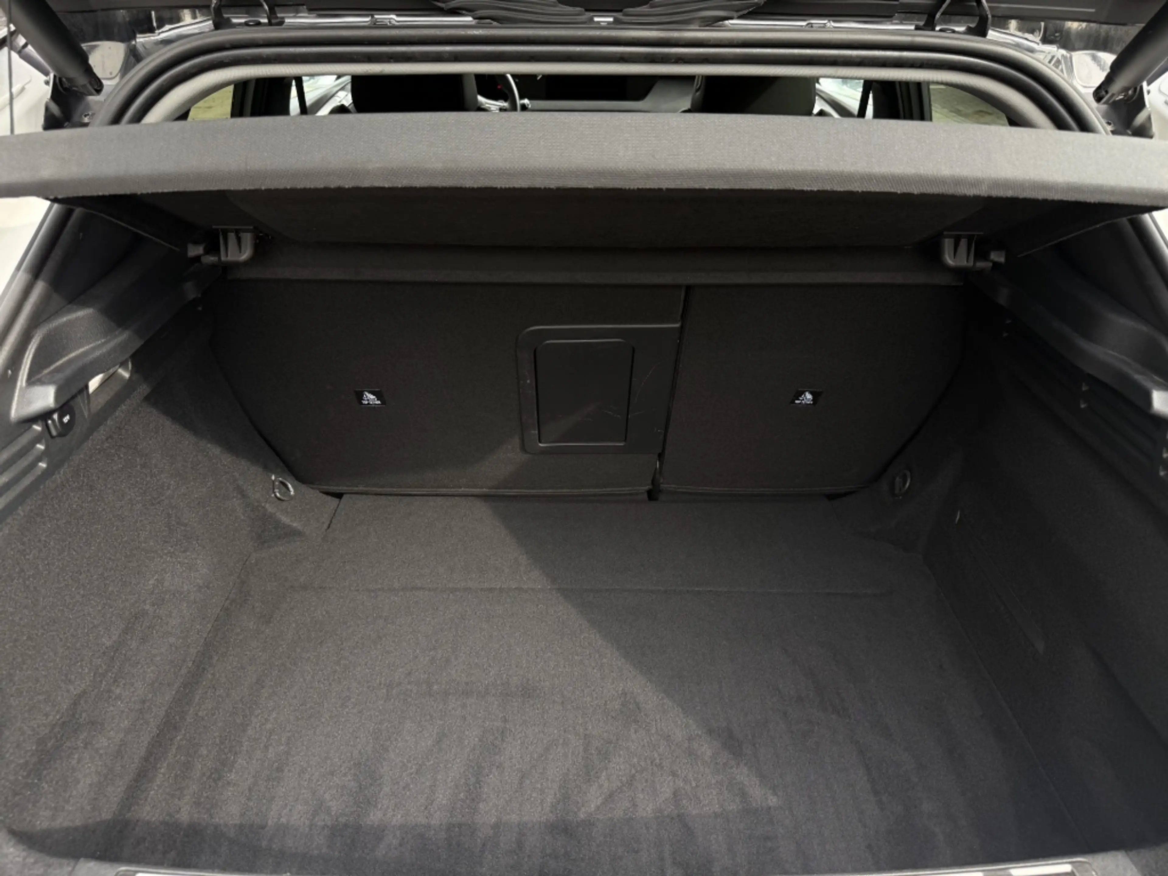 DS Automobiles DS 4 1.2 PT Performance Line — photo 9
