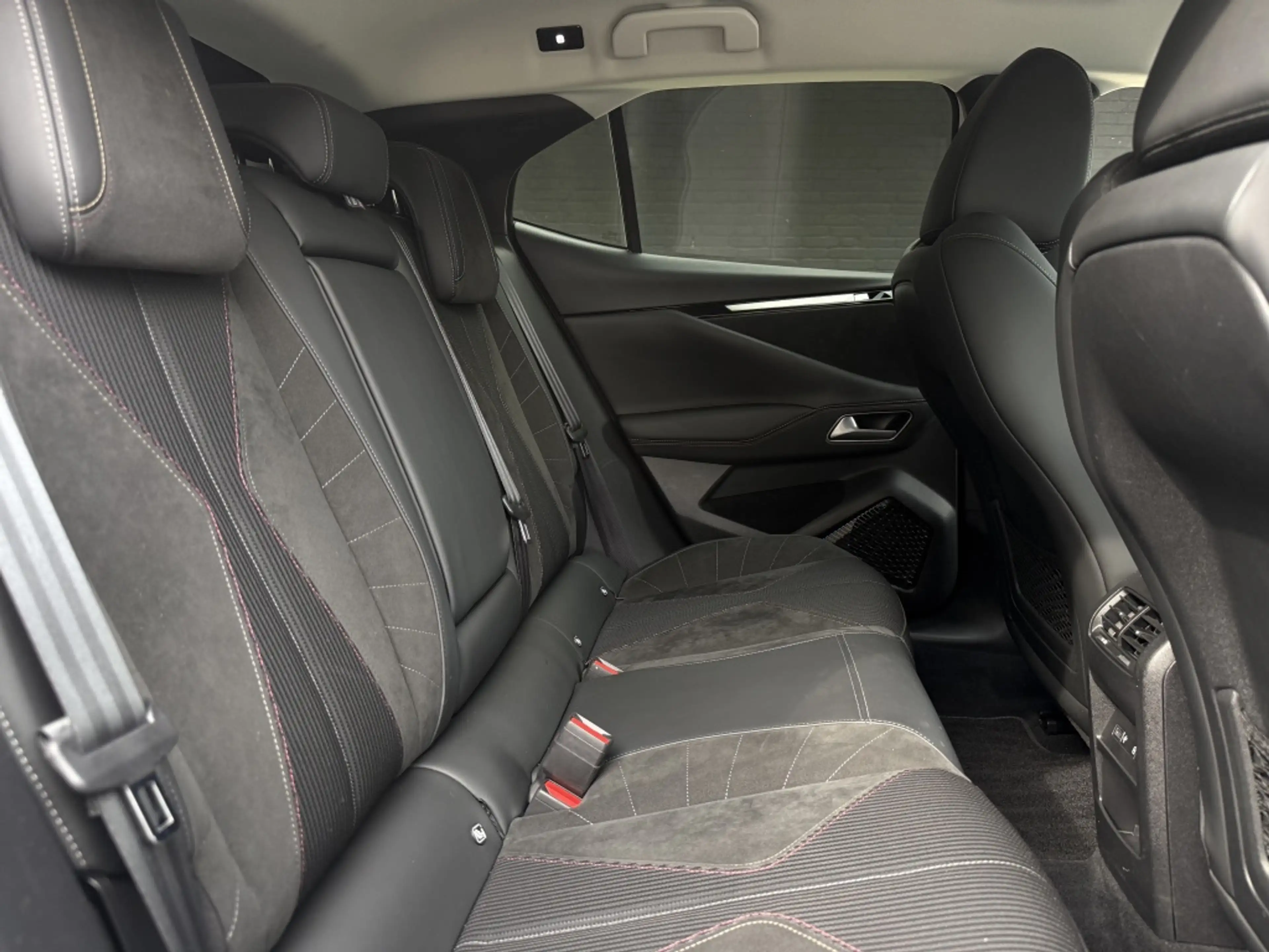 DS Automobiles DS 4 1.2 PT Performance Line — photo 4