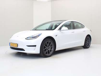 Tesla Model 3 Standard RWD Plus [ AUTOPILOT+60 kWh+PREMIUM AUDIO