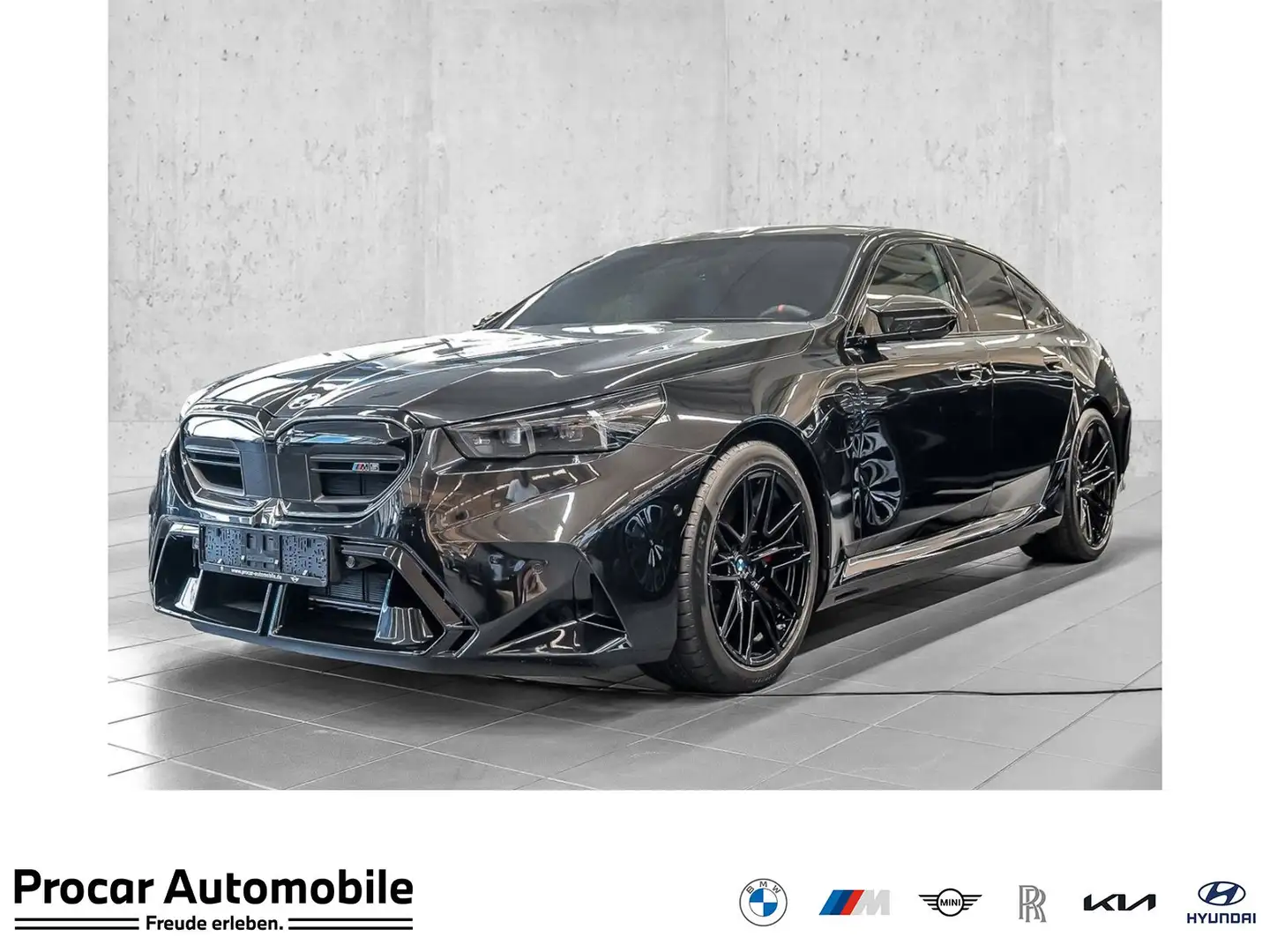 BMW M5 Limousine 0,5% Verst. - Pano + AHK + DAprof. + PAp Zwart - 1