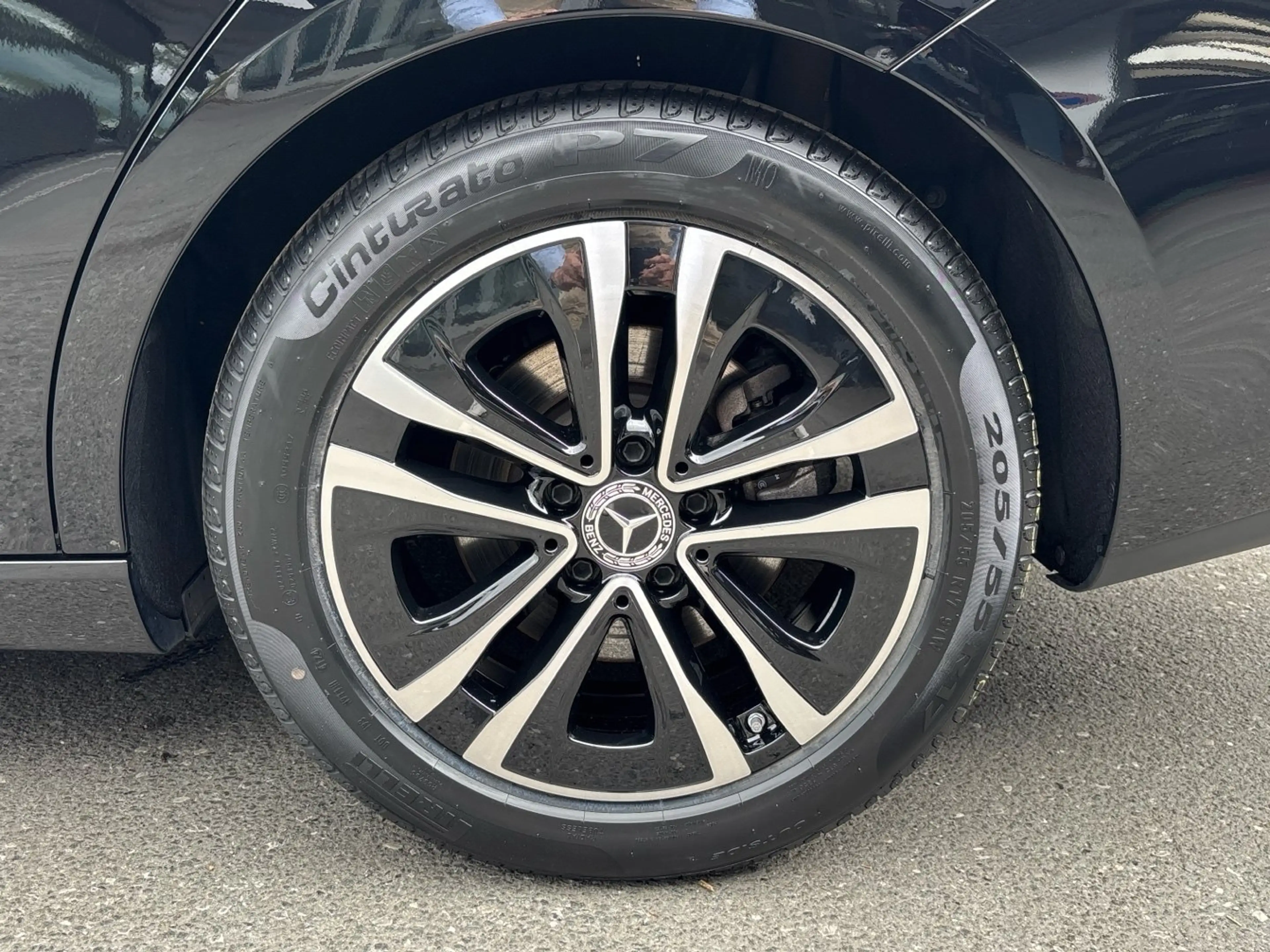 Mercedes-Benz CLA 200 SB LED Kamera MBUX Easy-Pack Lenkradh. — photo 7