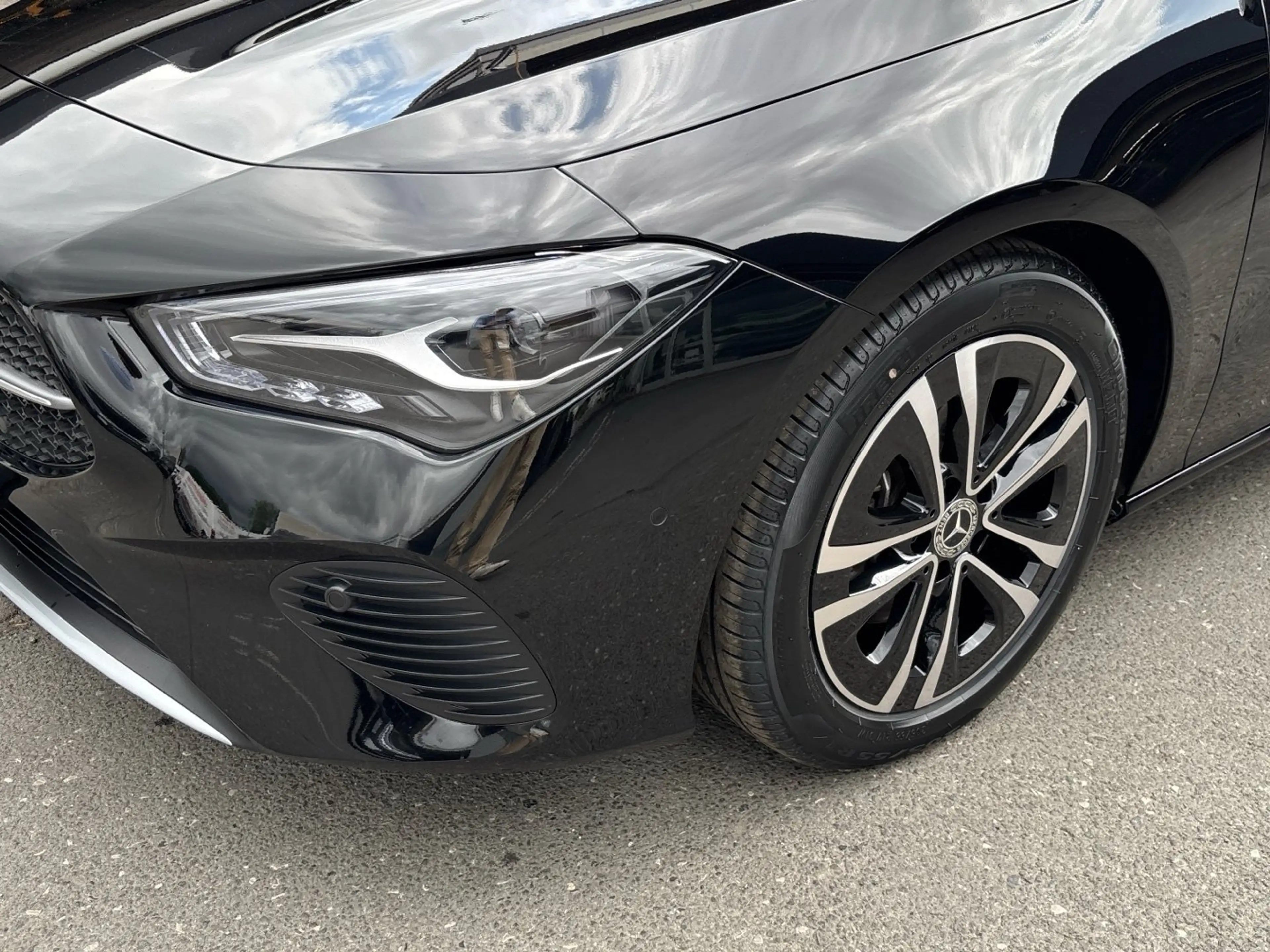 Mercedes-Benz CLA 200 SB LED Kamera MBUX Easy-Pack Lenkradh. — photo 6