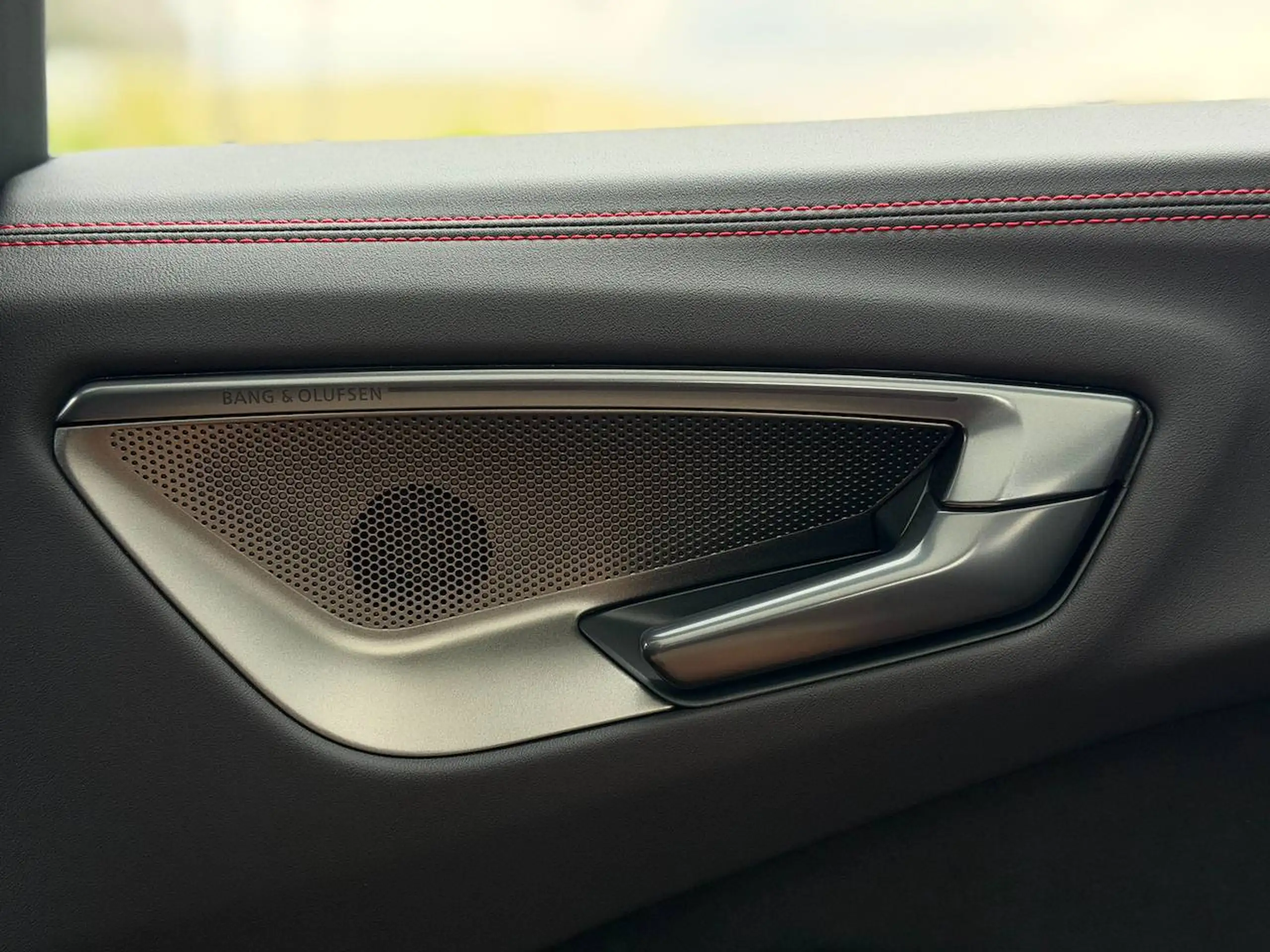 Audi RS5 AVANT BESCHIKBAAR TECH PRO SPORTPACK KERAMISCHE REMMEN PANORAMA GEKOELDE ZETELS MASSAGE B&O 360° CAM — 25/26