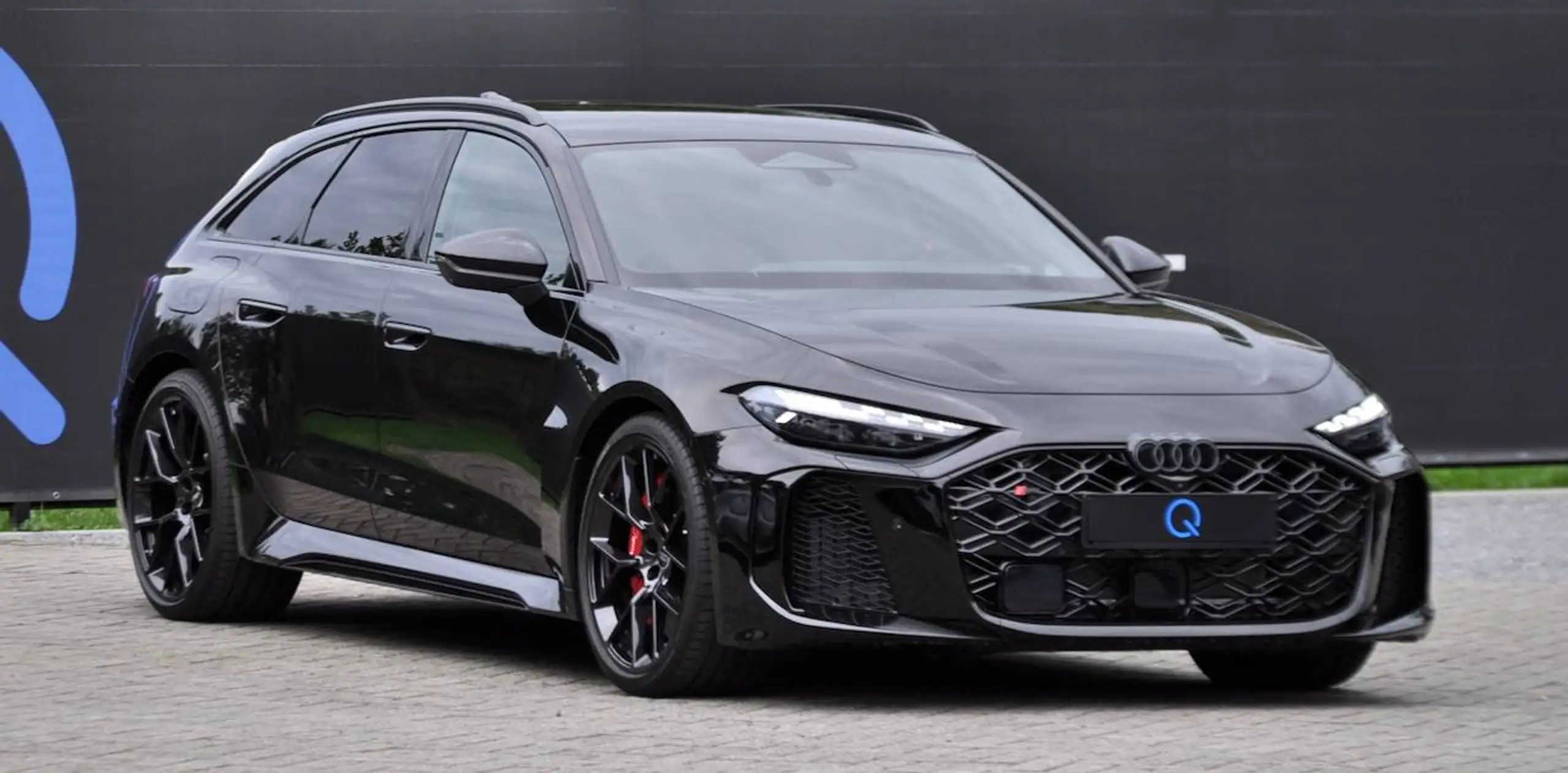 Audi RS5 AVANT BESCHIKBAAR TECH PRO SPORTPACK KERAMISCHE REMMEN PANORAMA GEKOELDE ZETELS MASSAGE B&O 360° CAM — 1/26