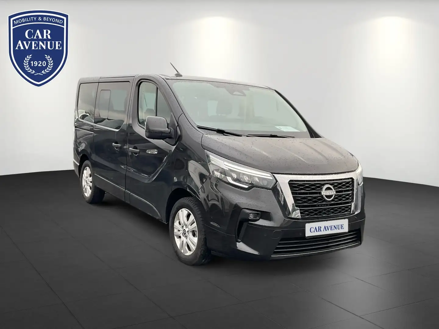 Nissan Primastar Kombi L1H1 2x Schiebe 2,8T DCI Tekna Schwarz - 2