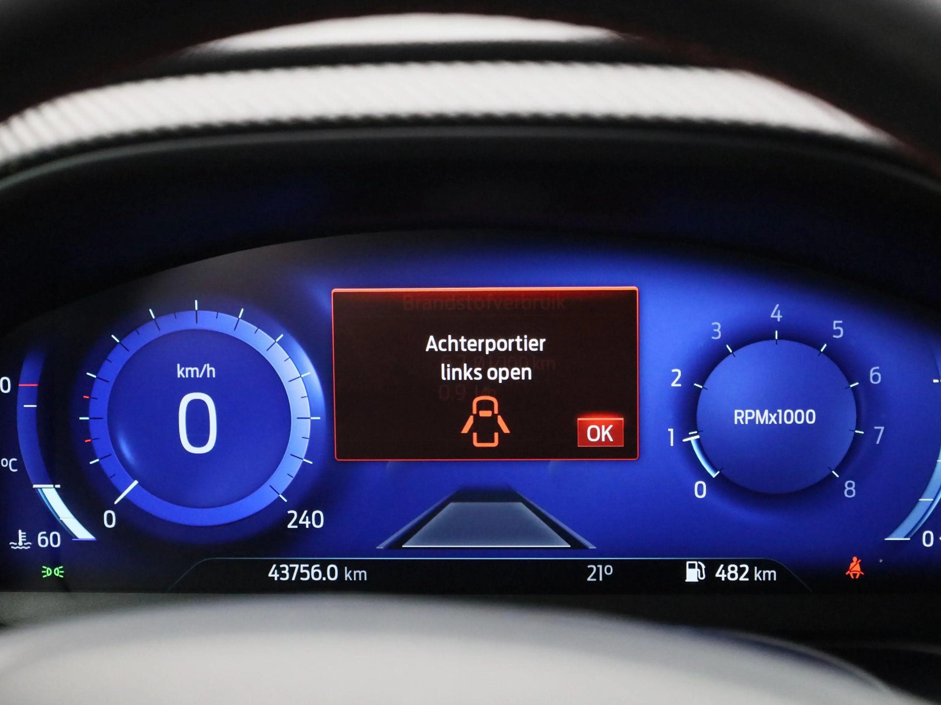 Ford Puma 1.0i Ecoboost mHEV 92kW ST-Line X Winterpack | B&O — photo 8