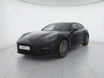 sport turismo 2.9 4 e-hybrid platinum edition auto