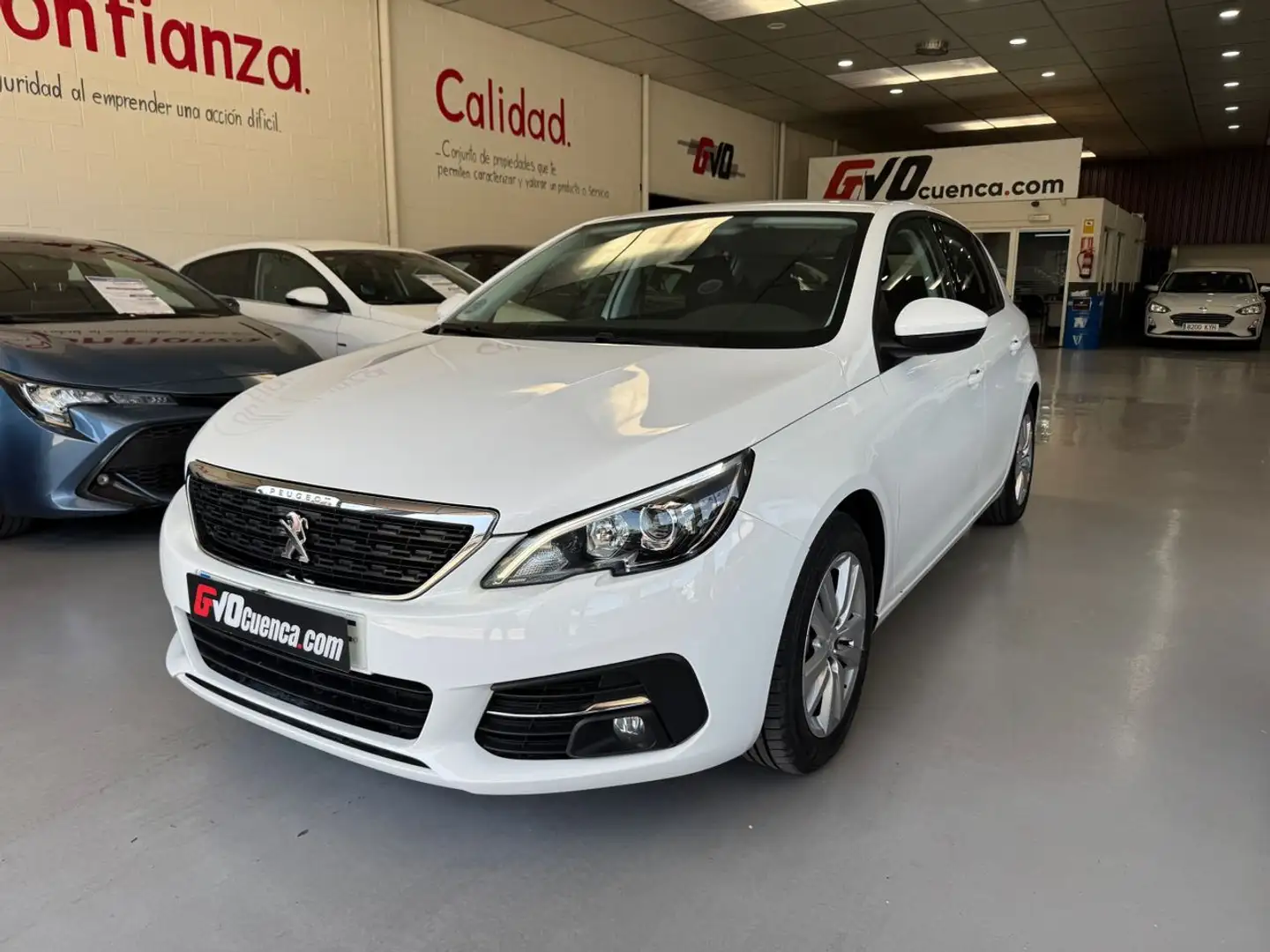 Peugeot 308 1.6BlueHDi S&S Active EAT6 120 Wit - 1