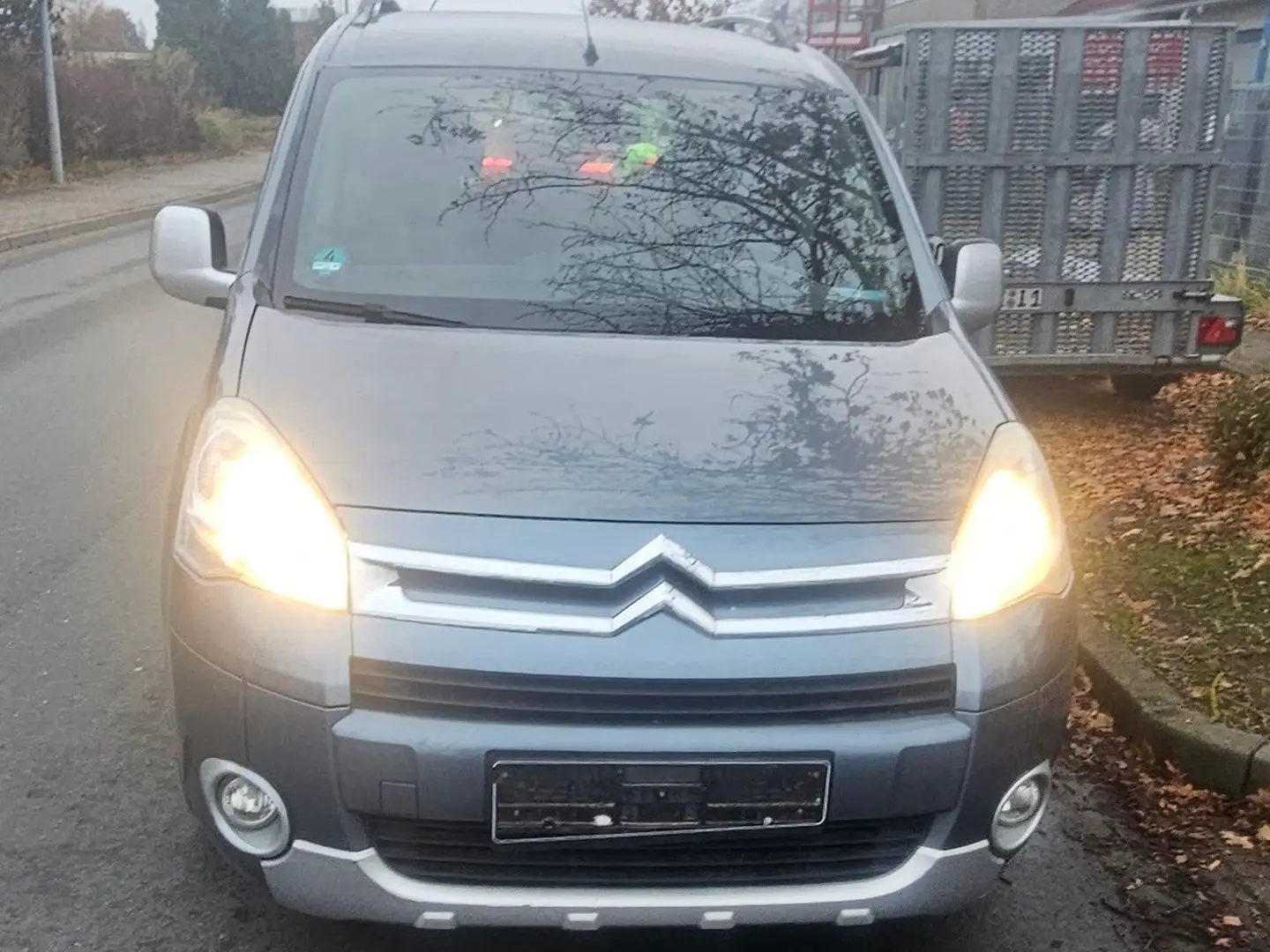 Citroen Berlingo Silver Selection Grau - 2