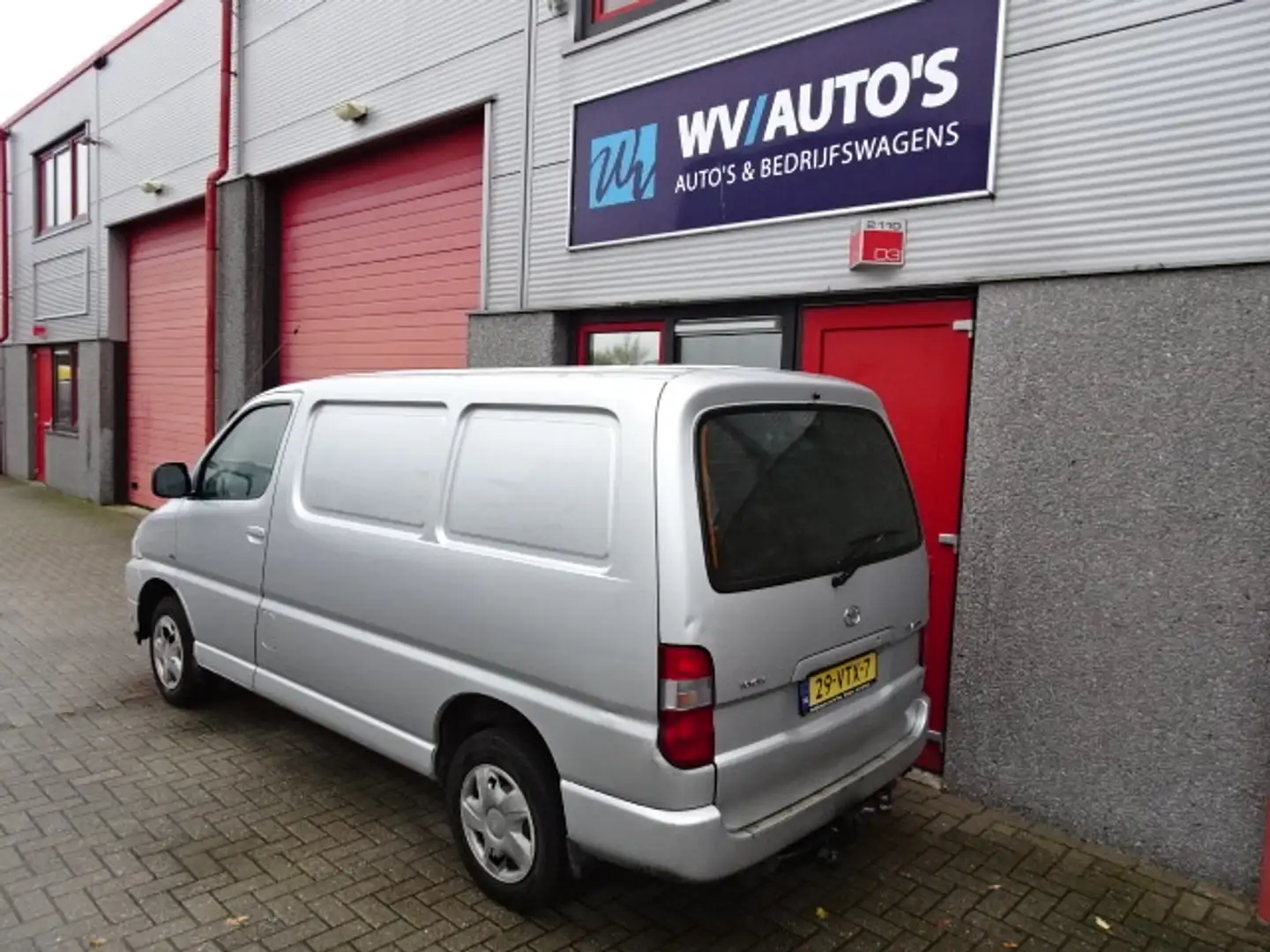 Toyota Hiace 2.5 D-4D KWB Comfort 123991 km !!!!!!! 3 zits Gris - 2