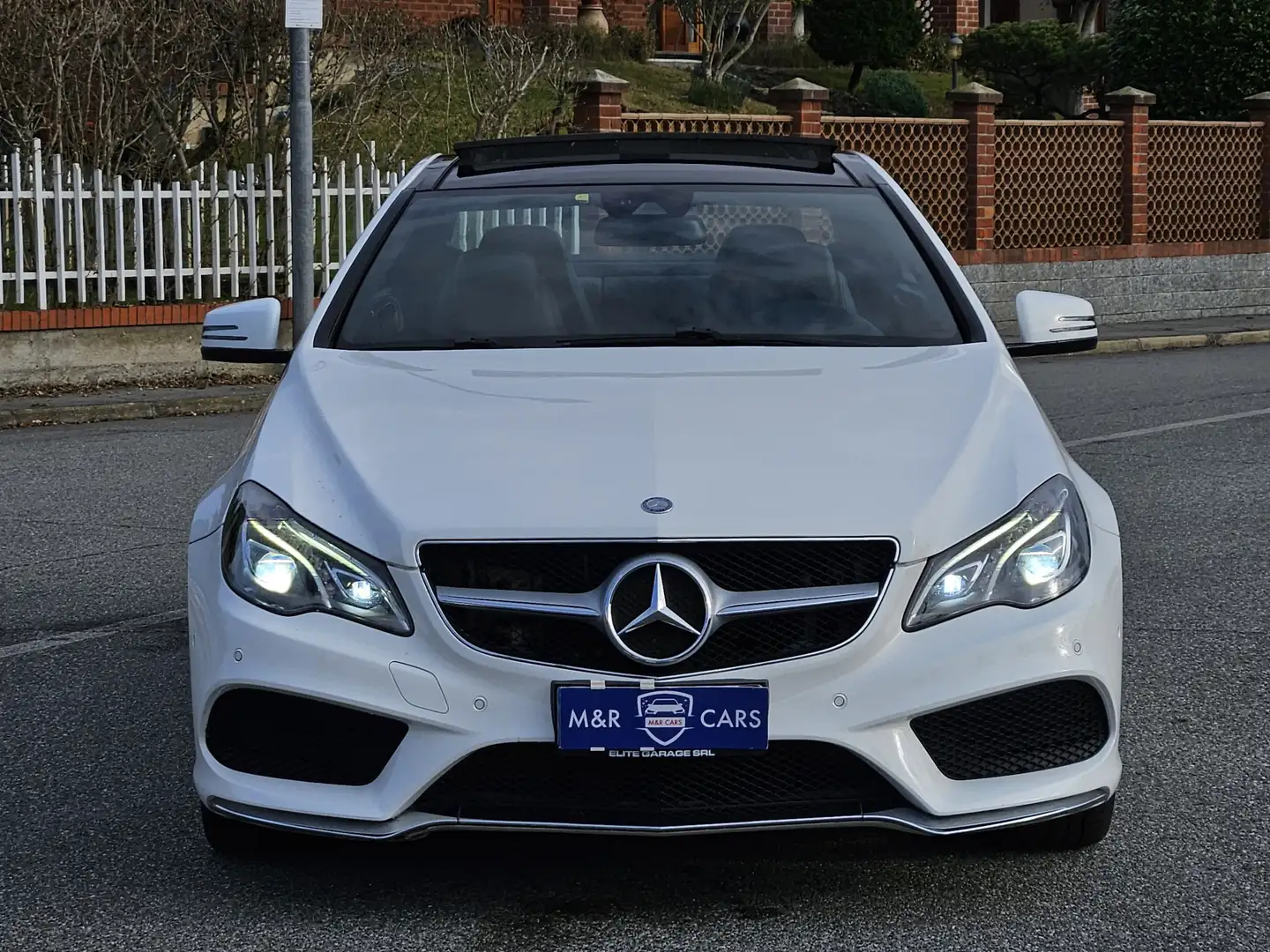 Mercedes-Benz E 350 Coupe d (bt) Premium 258 PAK AMG 9G TRONIC Blanc - 2