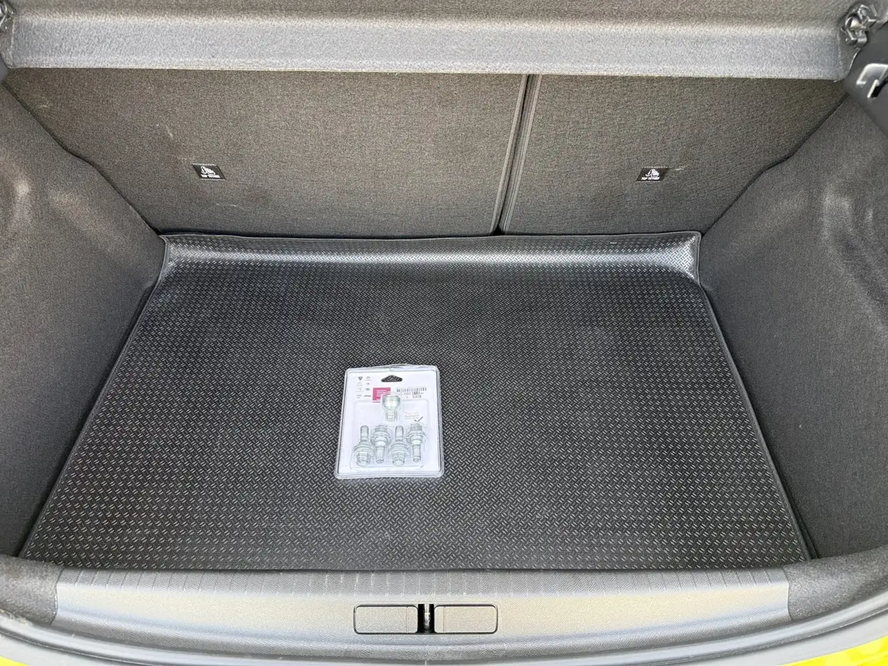 Peugeot 208 208 — photo 19