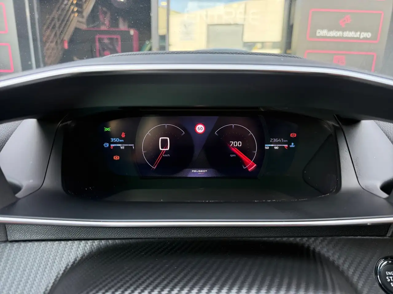 Peugeot 208 208 — photo 14