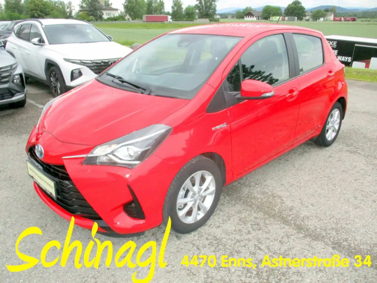 Toyota Yaris 1,5 VVT-i Hybrid Young Rot - 1