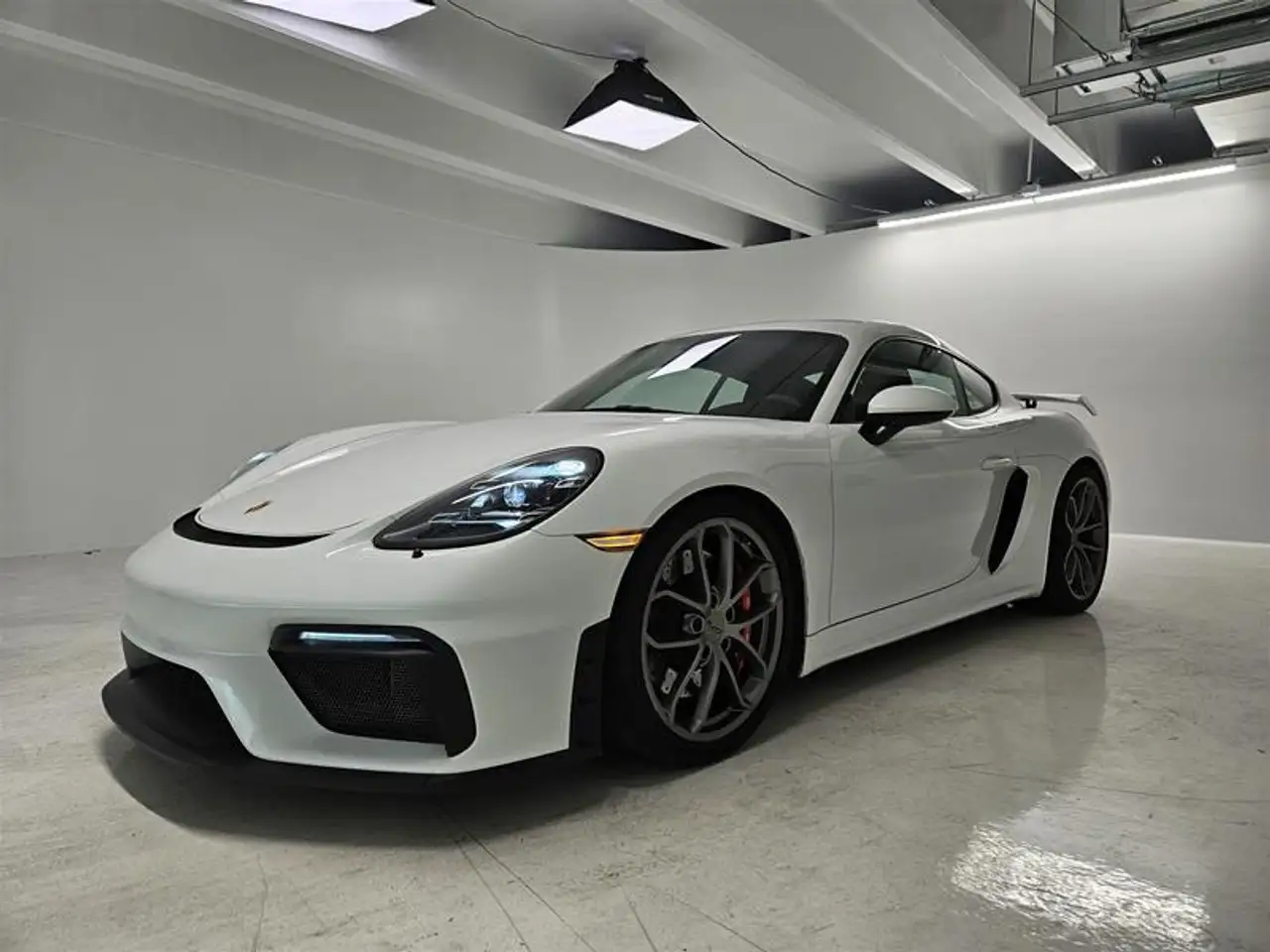 2023 Porsche 718 Cayman