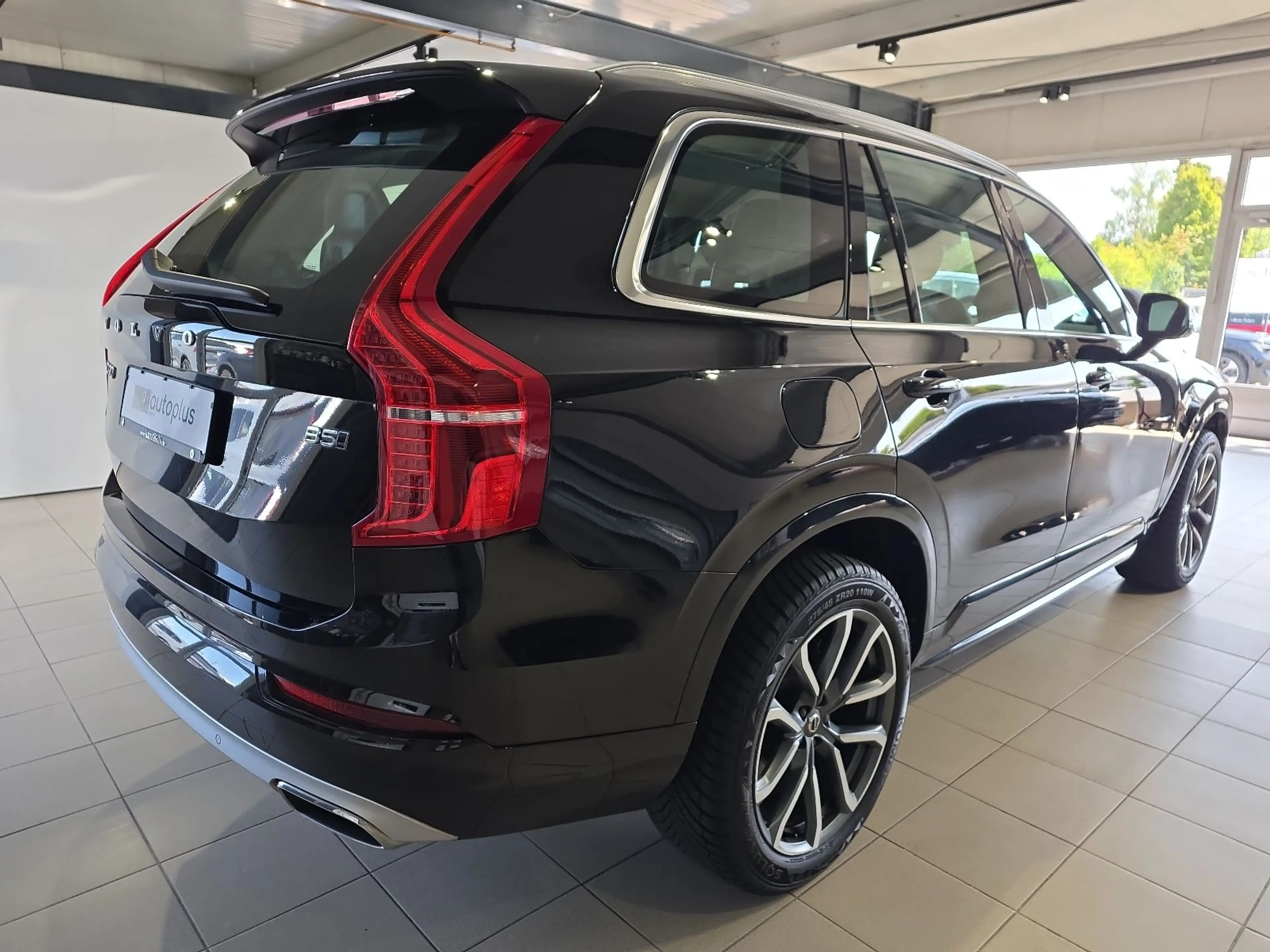 Volvo XC90 B5 (D) Momentum Pro AWD ACC BLIS Kamera LED — photo 6