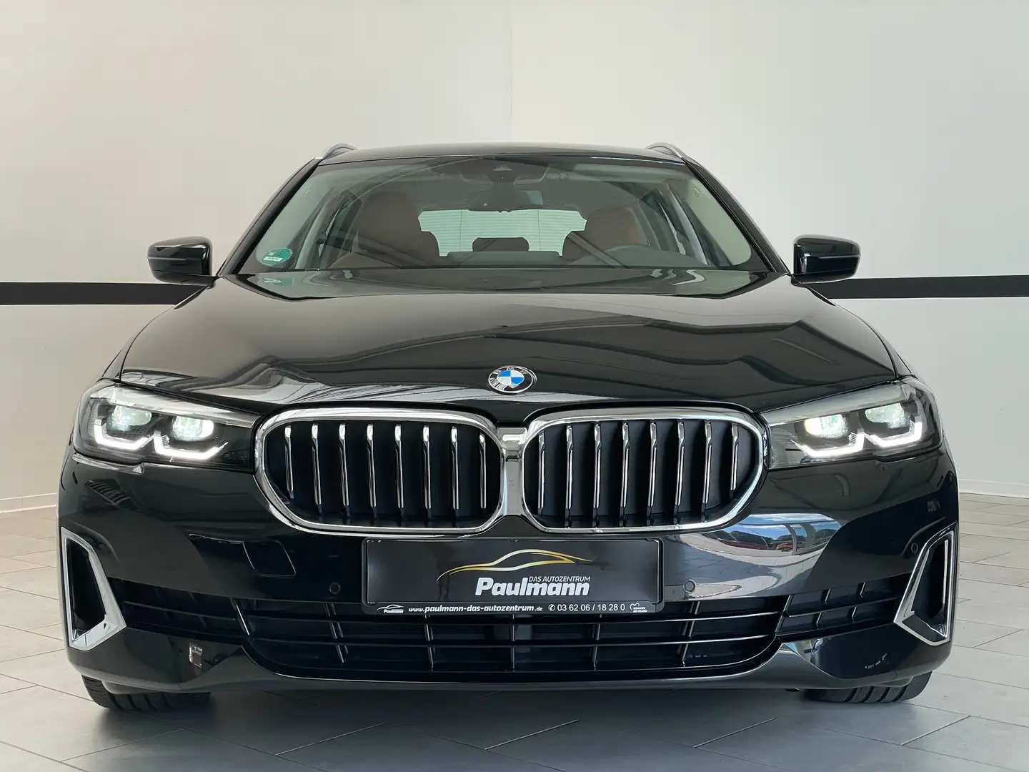BMW 530 5er Touring Aut. Luxury Line Navi*Leder*LED*1.Hand Schwarz - 2