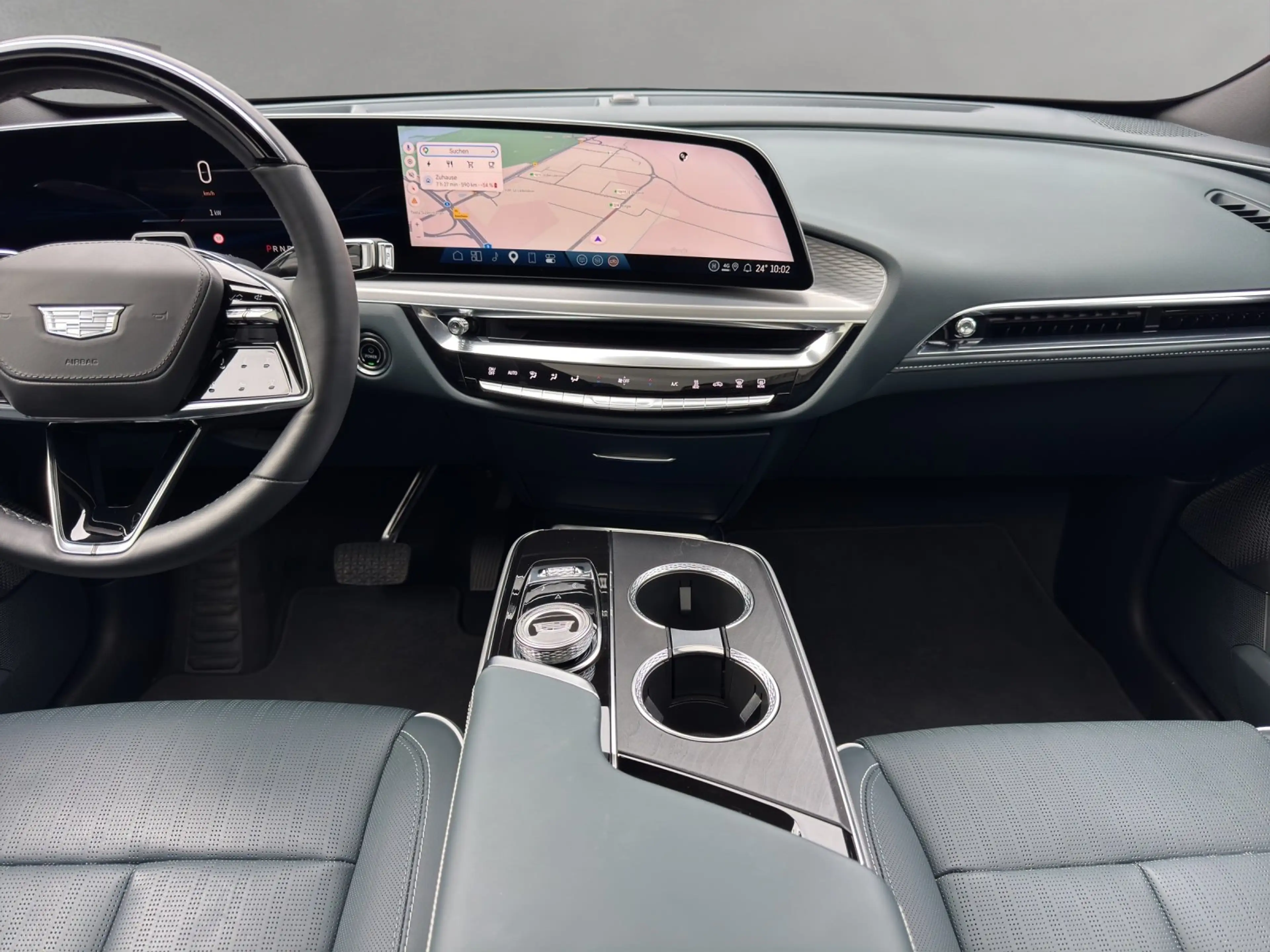 Cadillac Lyriq AWD Sport/PANO-DACH/MASSAGE/360°CAM/ — photo 11
