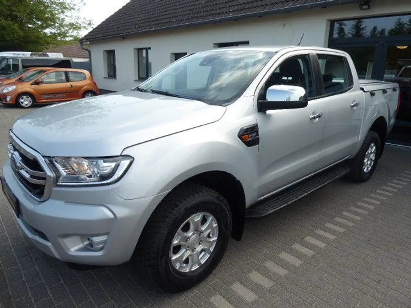 Ford Ranger XLT Doppelkabine 4x4 Silber - 2