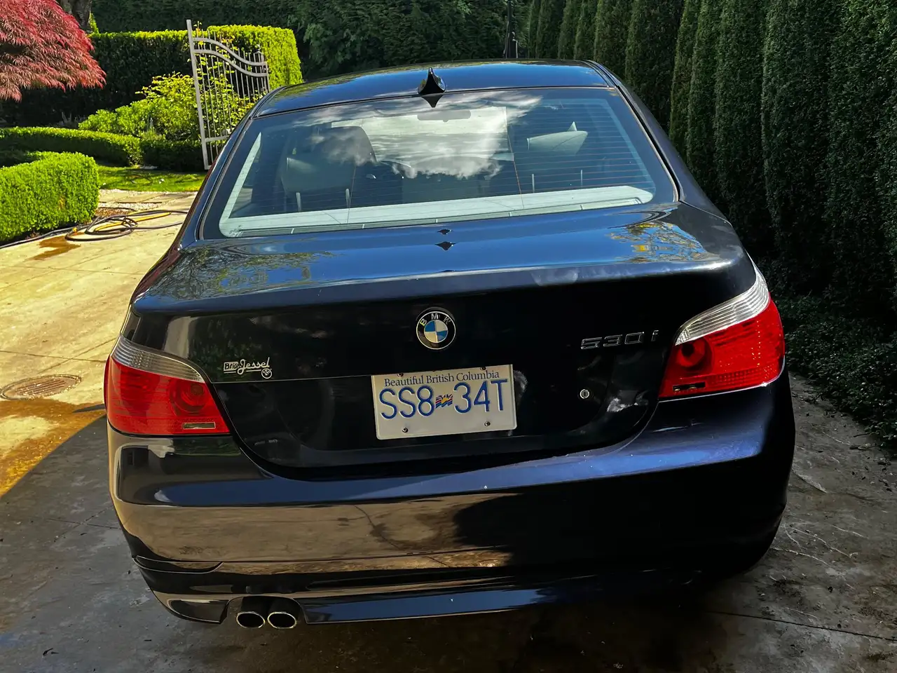 BMW 5 Series снимка BMW 5 Series