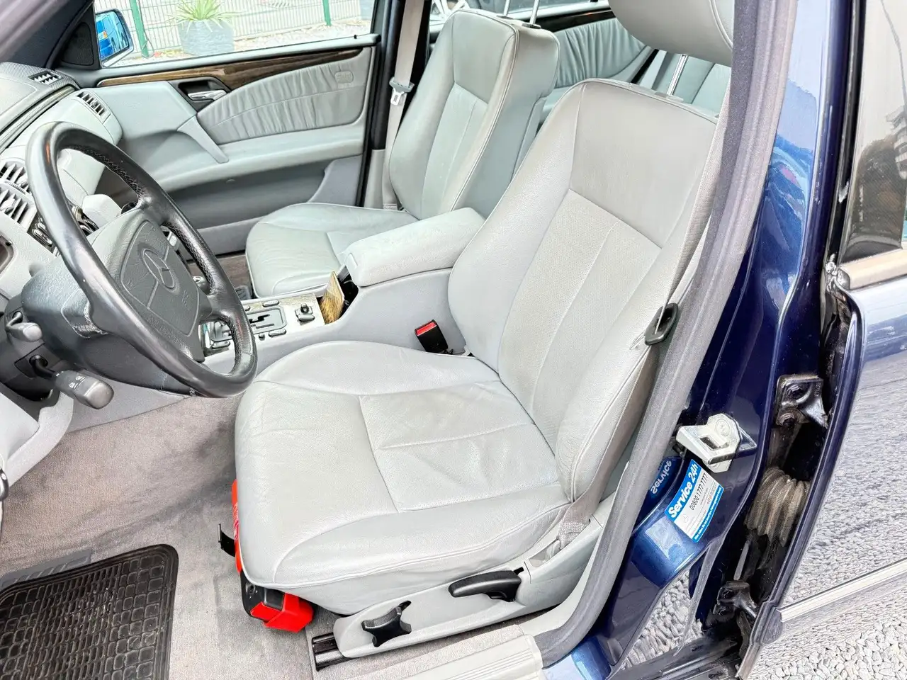 Mercedes-Benz E 280 Lim. Avantgarde inkl. 3 Jahre Hausgarantie, foto 9