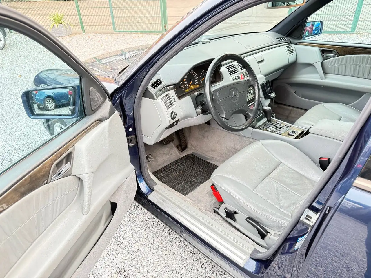 Mercedes-Benz E 280 Lim. Avantgarde inkl. 3 Jahre Hausgarantie, foto 10
