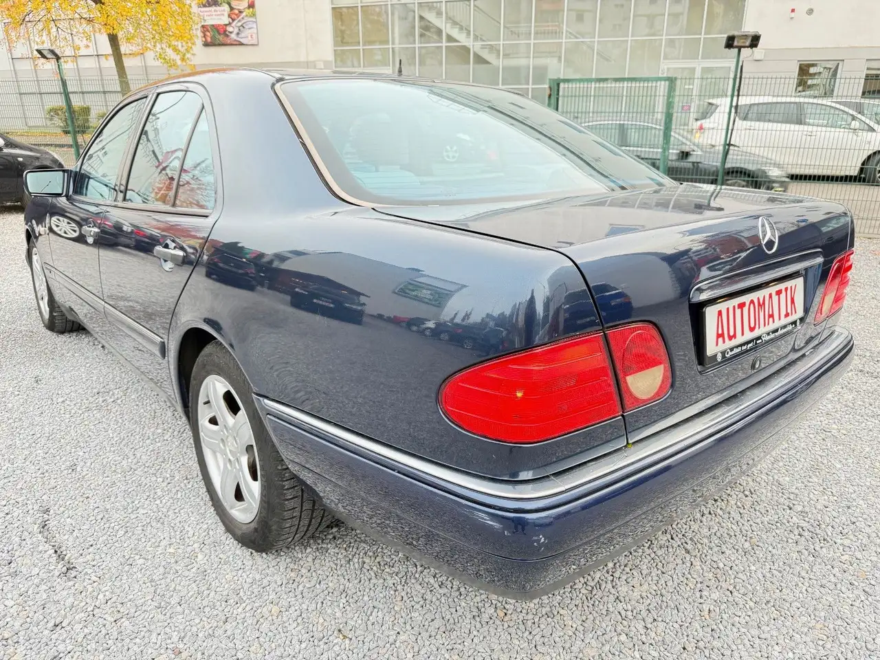Mercedes-Benz E 280 Lim. Avantgarde inkl. 3 Jahre Hausgarantie, foto 6