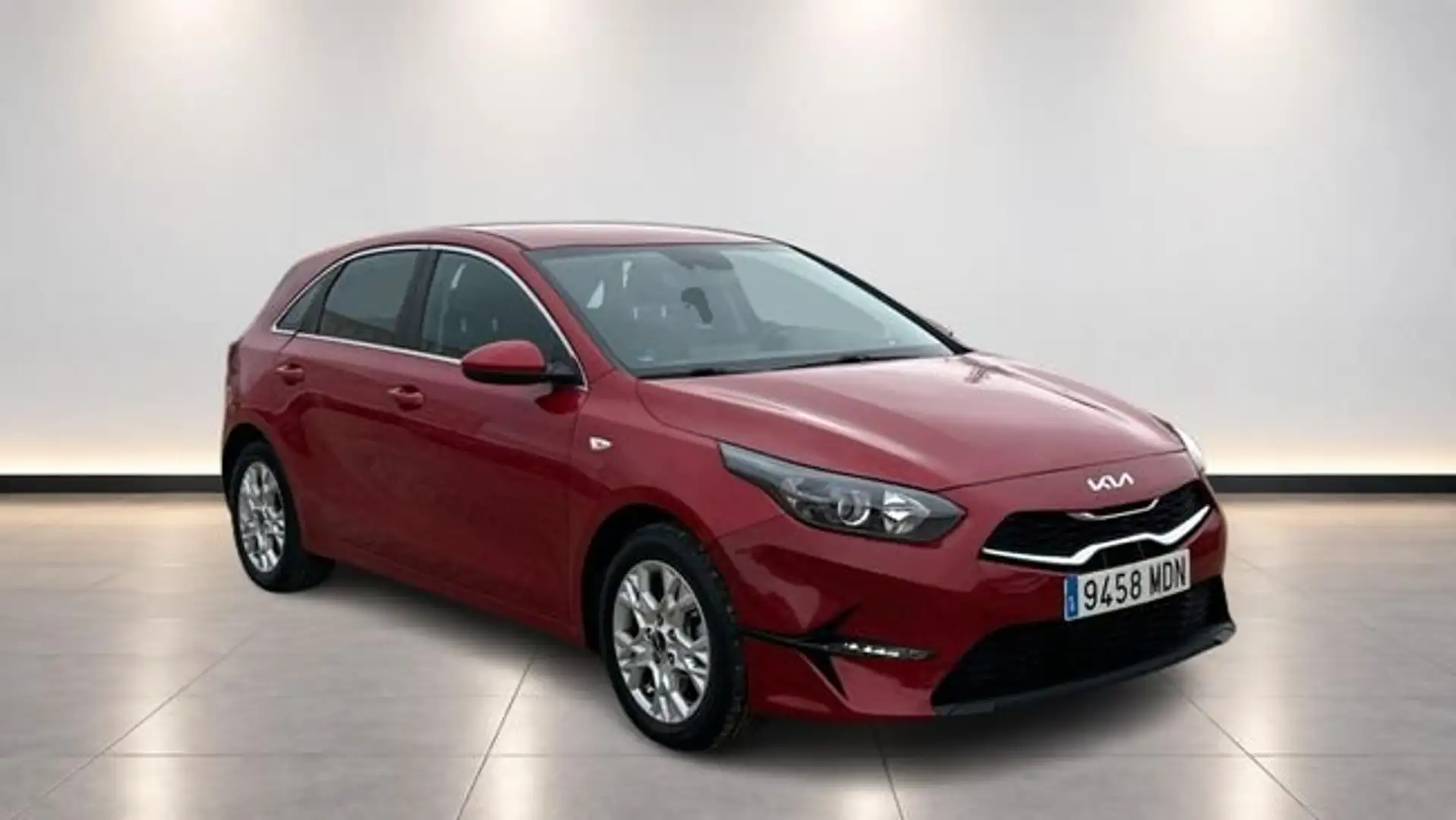 Kia Ceed / cee'd 1.0 T-GDI Drive 100 Rojo - 1