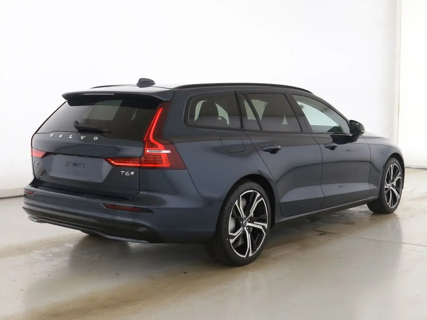 Volvo V60 Kombi Plus Dark Recharge Plug-In Hybrid AWD Azul - 2