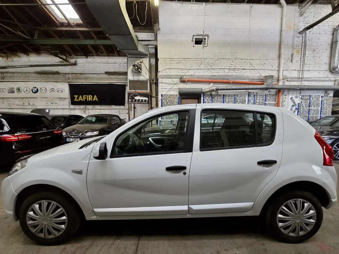 Dacia Sandero Laureate *Top*TÜV NEU* Weiß - 2