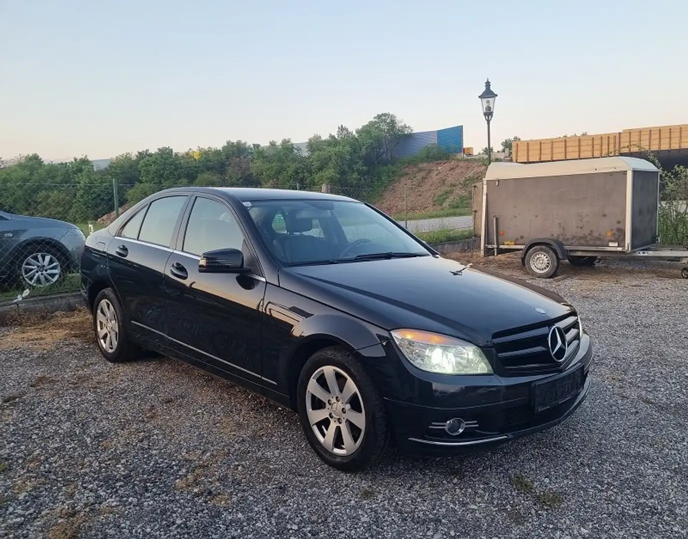 Mercedes-Benz C 200 BlueEfficiency CDI Schwarz - 2
