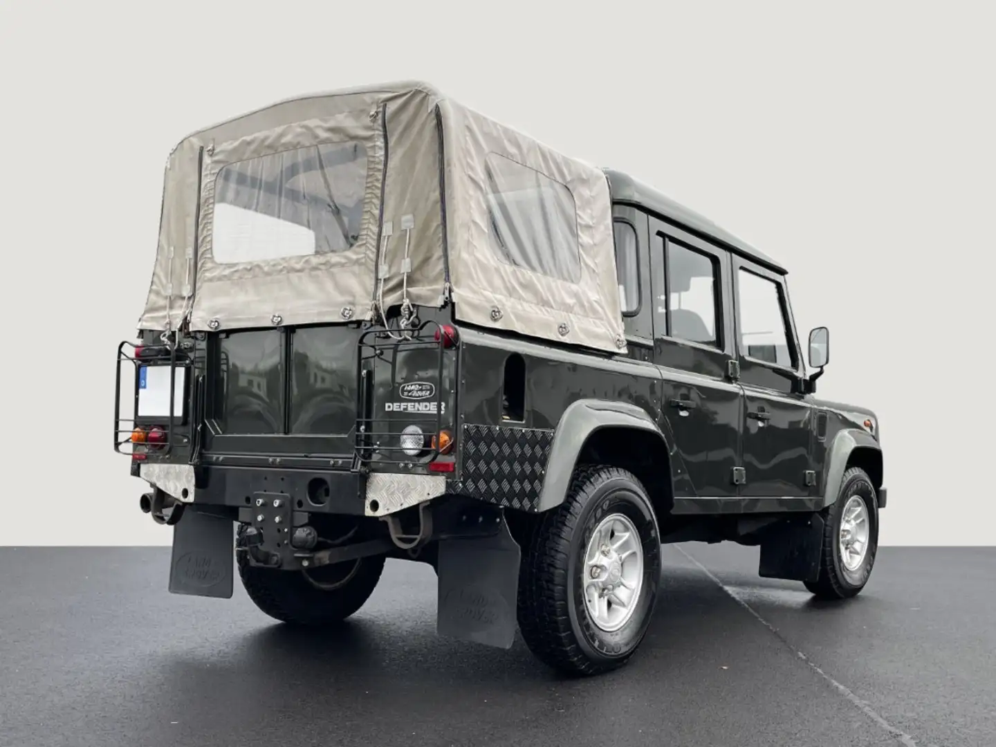 Land Rover Defender 110 Crew Cab Anhängerkupplung, Klimaanlage, Radi Grün - 2