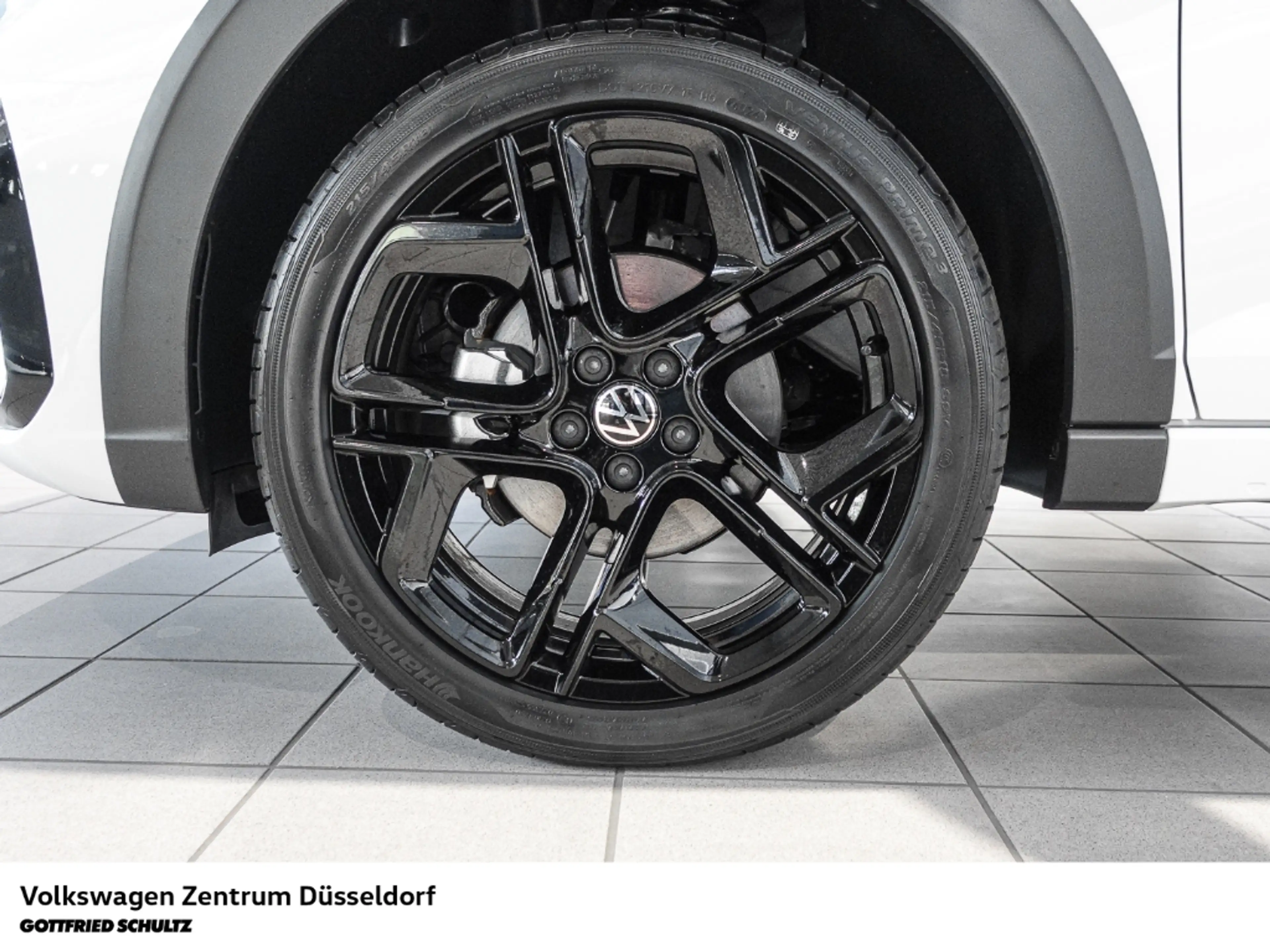 Volkswagen Taigo R-Line DSG 1.0 l TSI 85 kW IQ.Drive Black Style / — photo 3