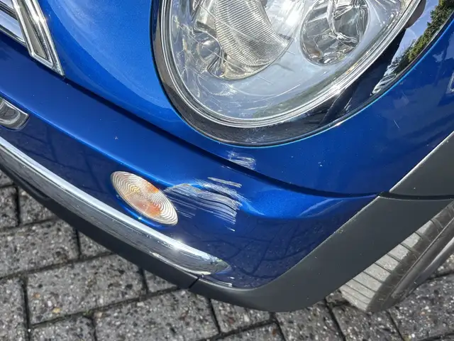 Mini Hatch view 18