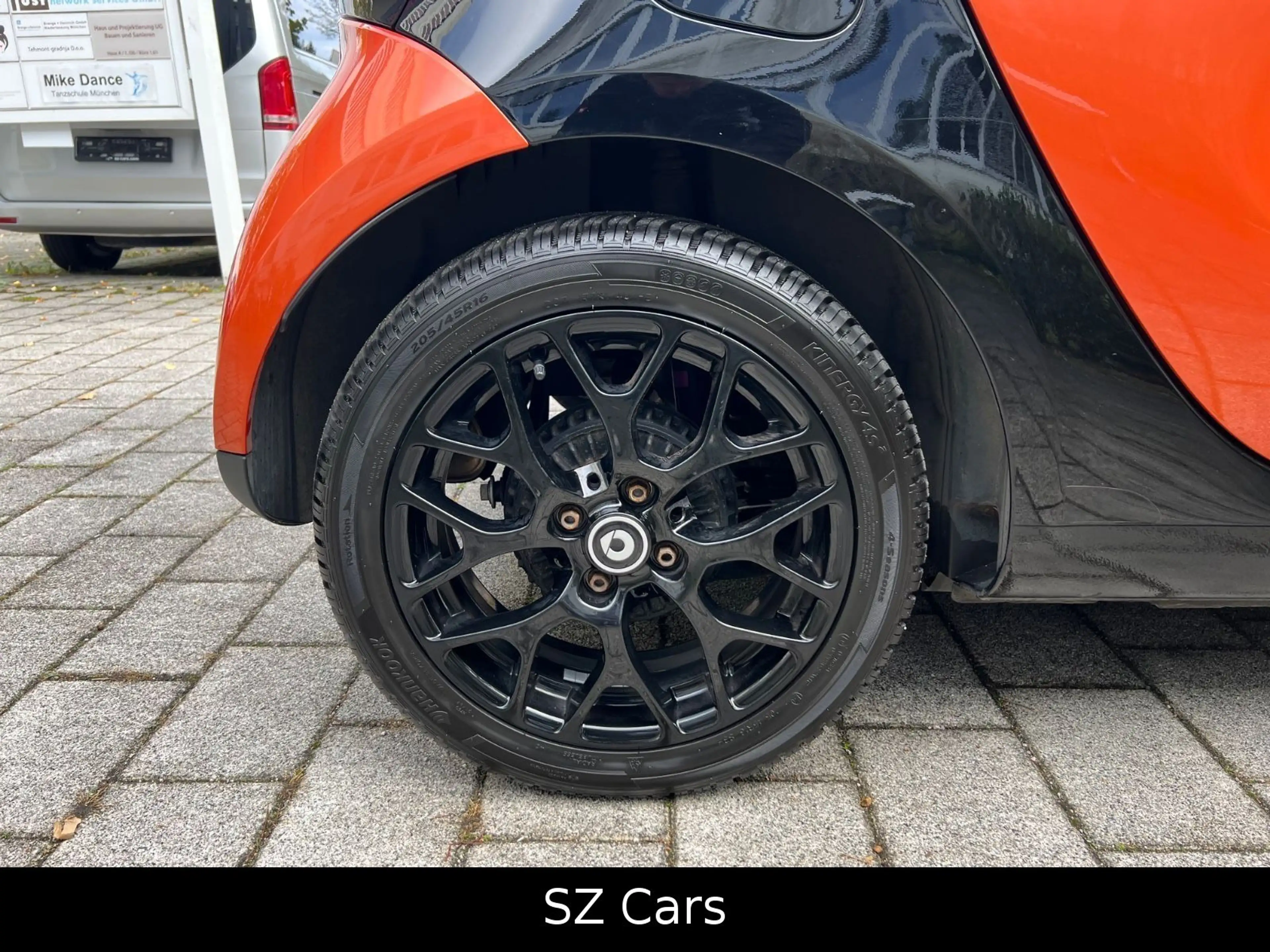 smart forTwo coupe Basis JBL LEDER PANO NAVI PDC SPUR — photo 13
