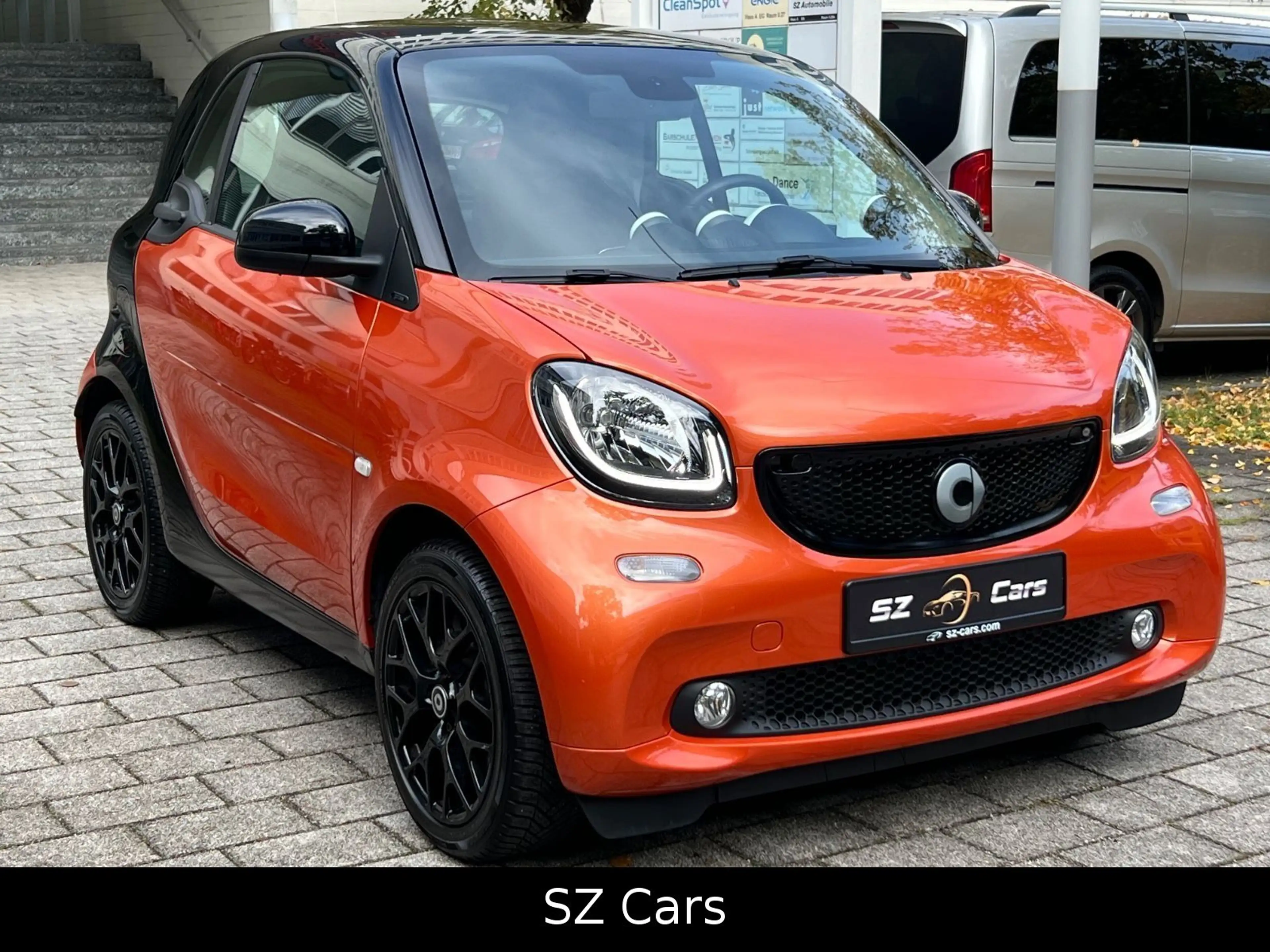 smart forTwo coupe Basis JBL LEDER PANO NAVI PDC SPUR — photo 4