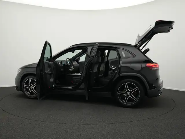 Mercedes-Benz Gla Class view 16