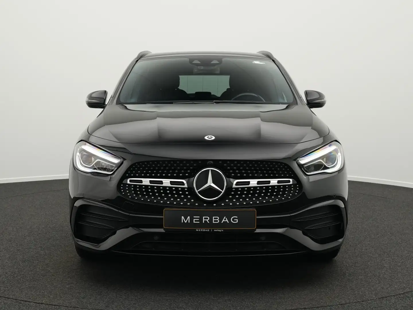 Mercedes-Benz GLA 180 GLA 180 AMG-Line LED+Kamera+Night+AHK+19" AMG Line Schwarz - 2